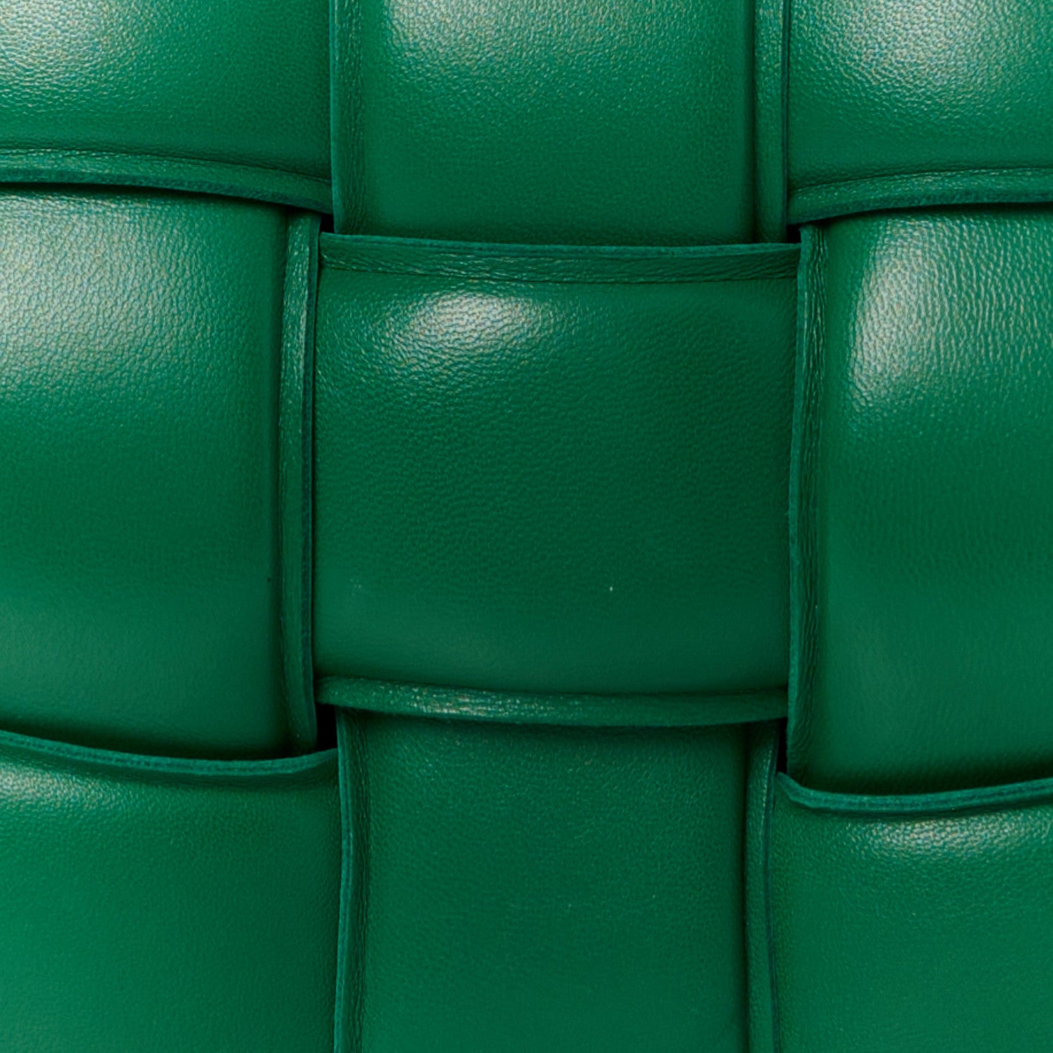 Bottega Veneta Lambskin Maxi Intrecciato Padded Cassette Crossbody Bag Racing Green 10 of 13