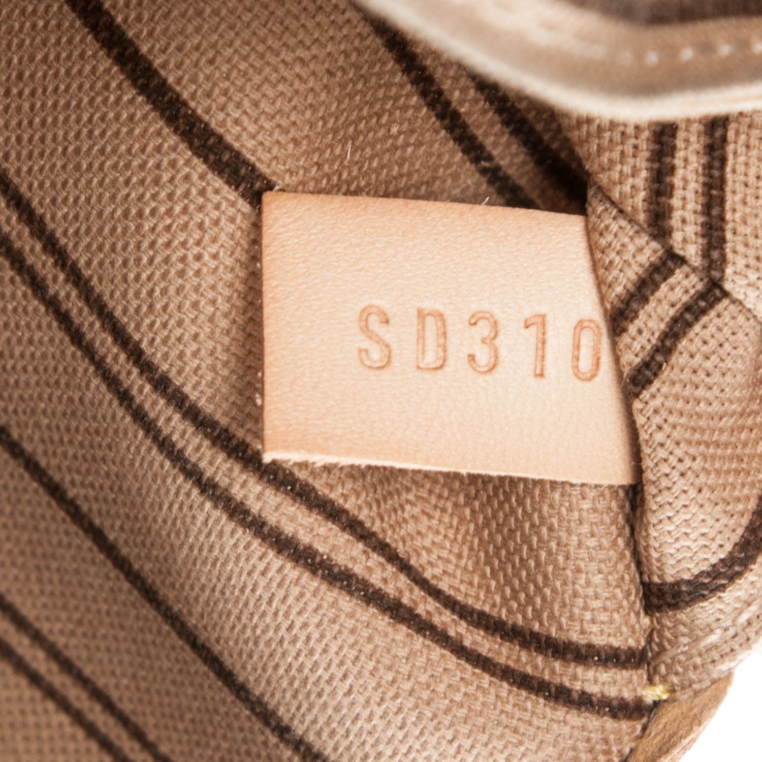 Louis Vuitton Monogram Neo Neverfull MM 7 of 7