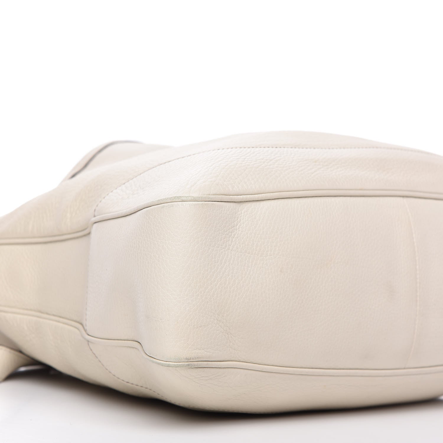 Gucci Pebbled Calfskin Medium Diana Bamboo Shoulder Bag Off White 6 of 9