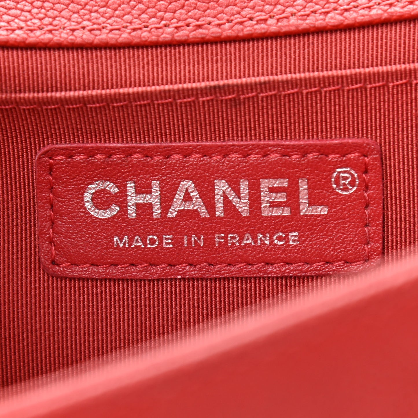 Caviar Quilted Medium Boy Flap Dark Red