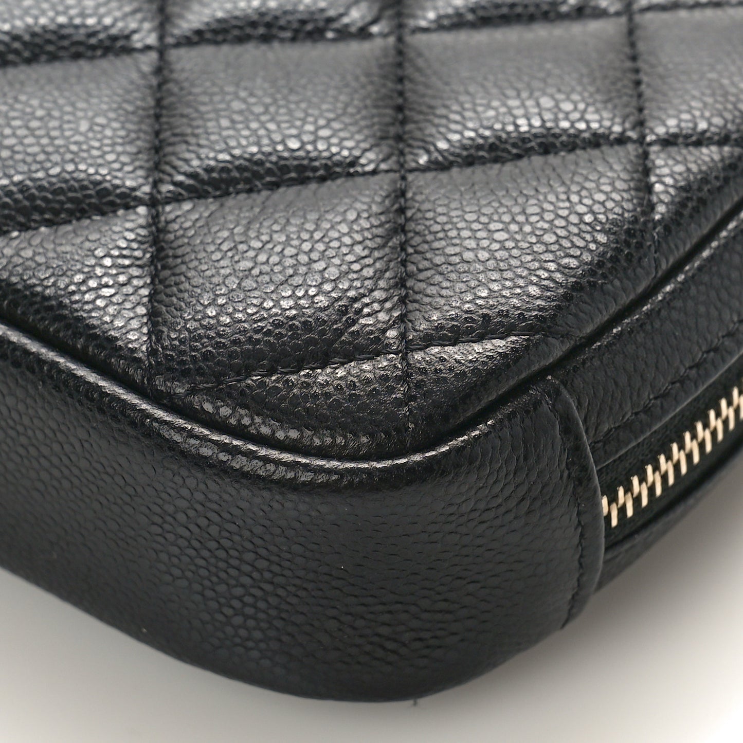 Caviar Quilted Small Curvy Pouch Cosmetic Case Black