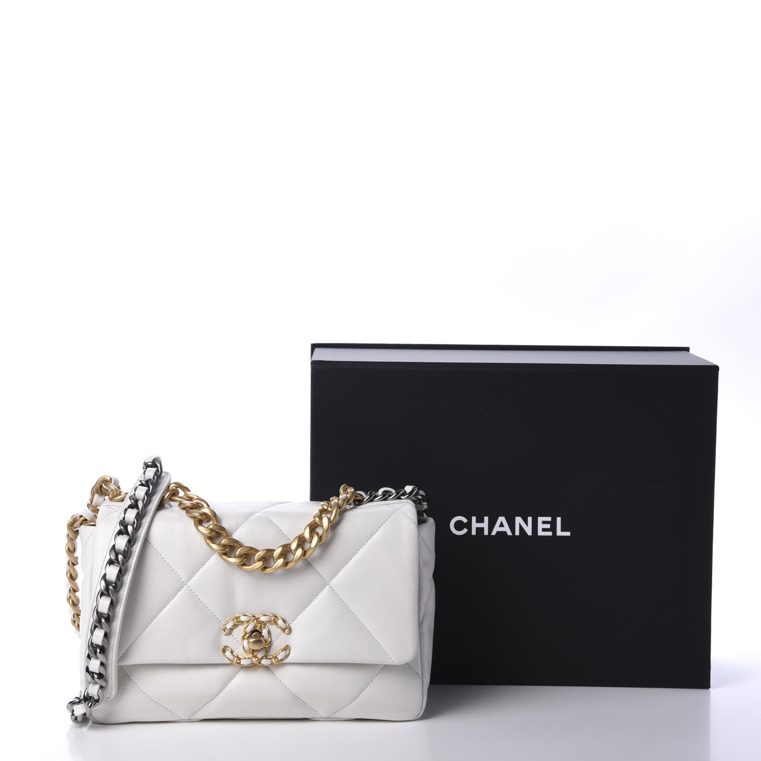 Chanel Goatskin Quilted Medium 19 Flap White 11 of 11