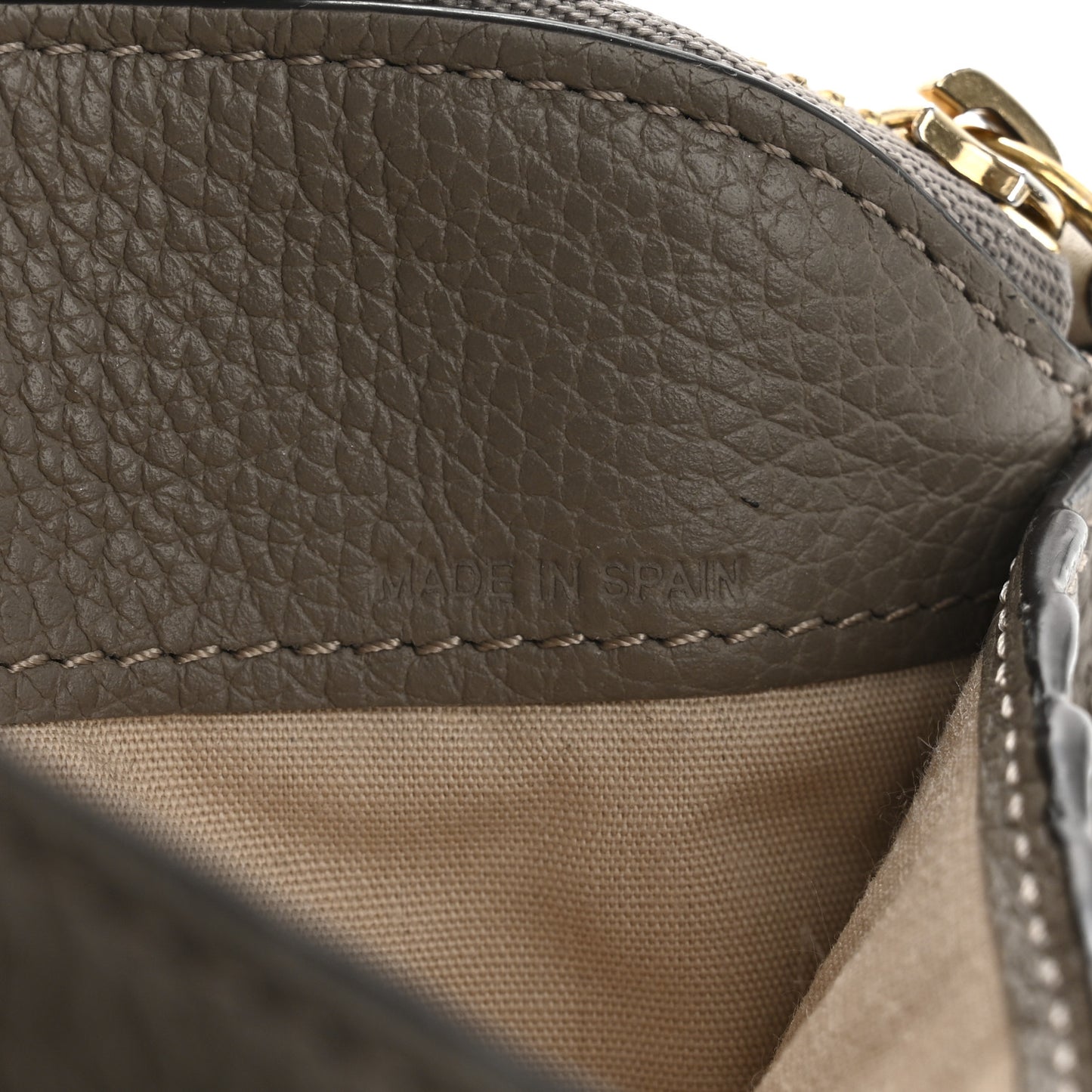 Grained Calfskin Purse Wallet Motty Grey