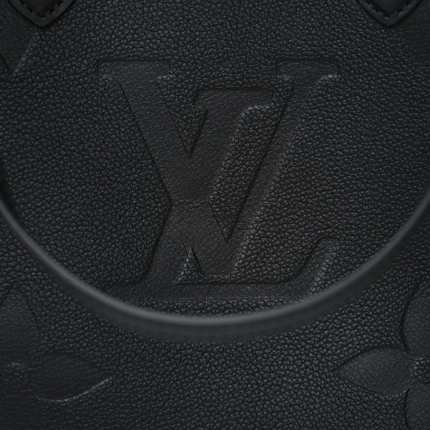 Empreinte Monogram Giant Onthego MM Black