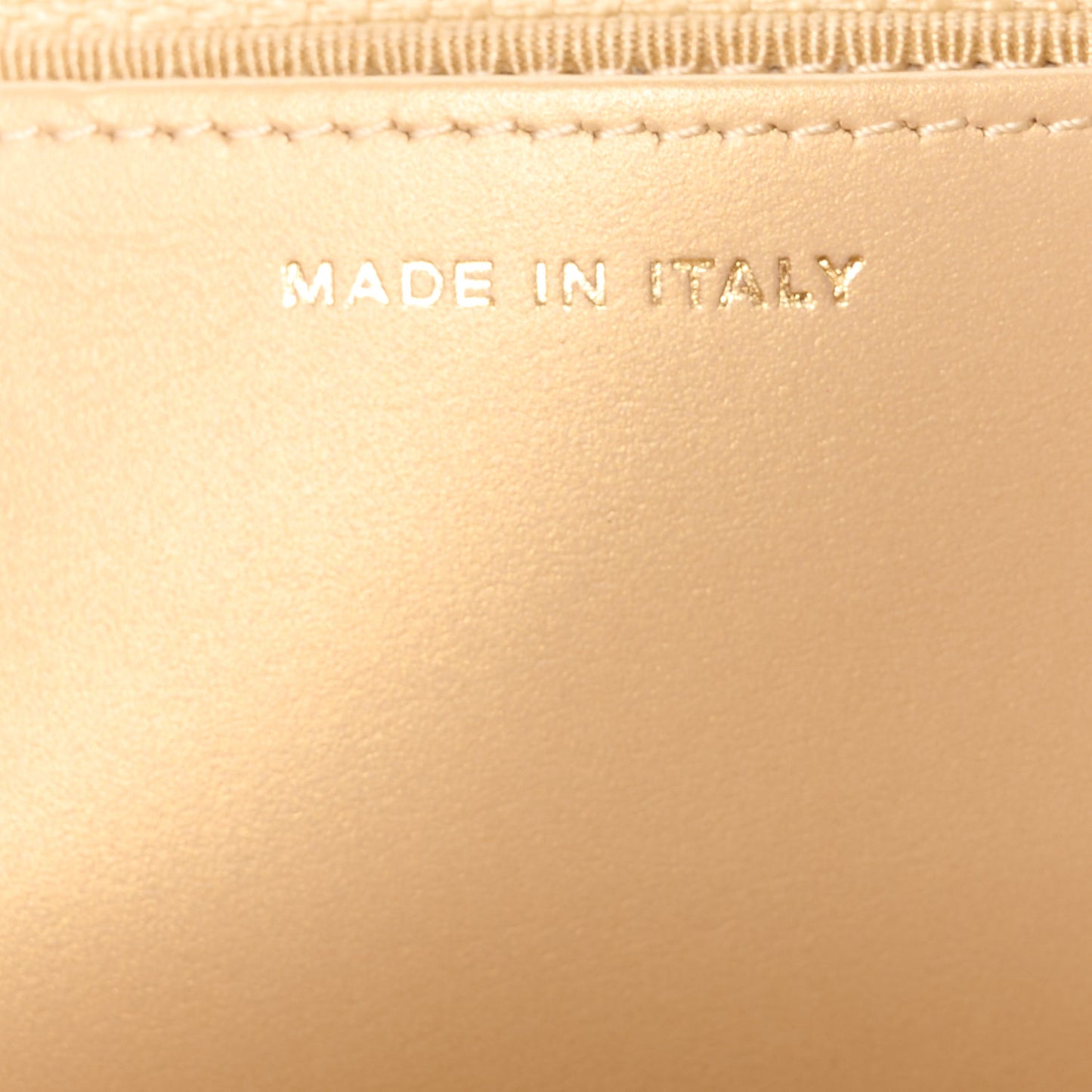 Pearly Caviar Quilted Wallet On Chain WOC Gold