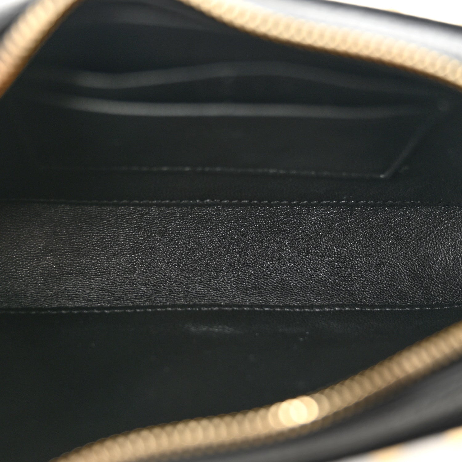 Valentino Garavani Pebbled Calfskin Rockstud Wristlet Zip Pouch Black 5 of 9