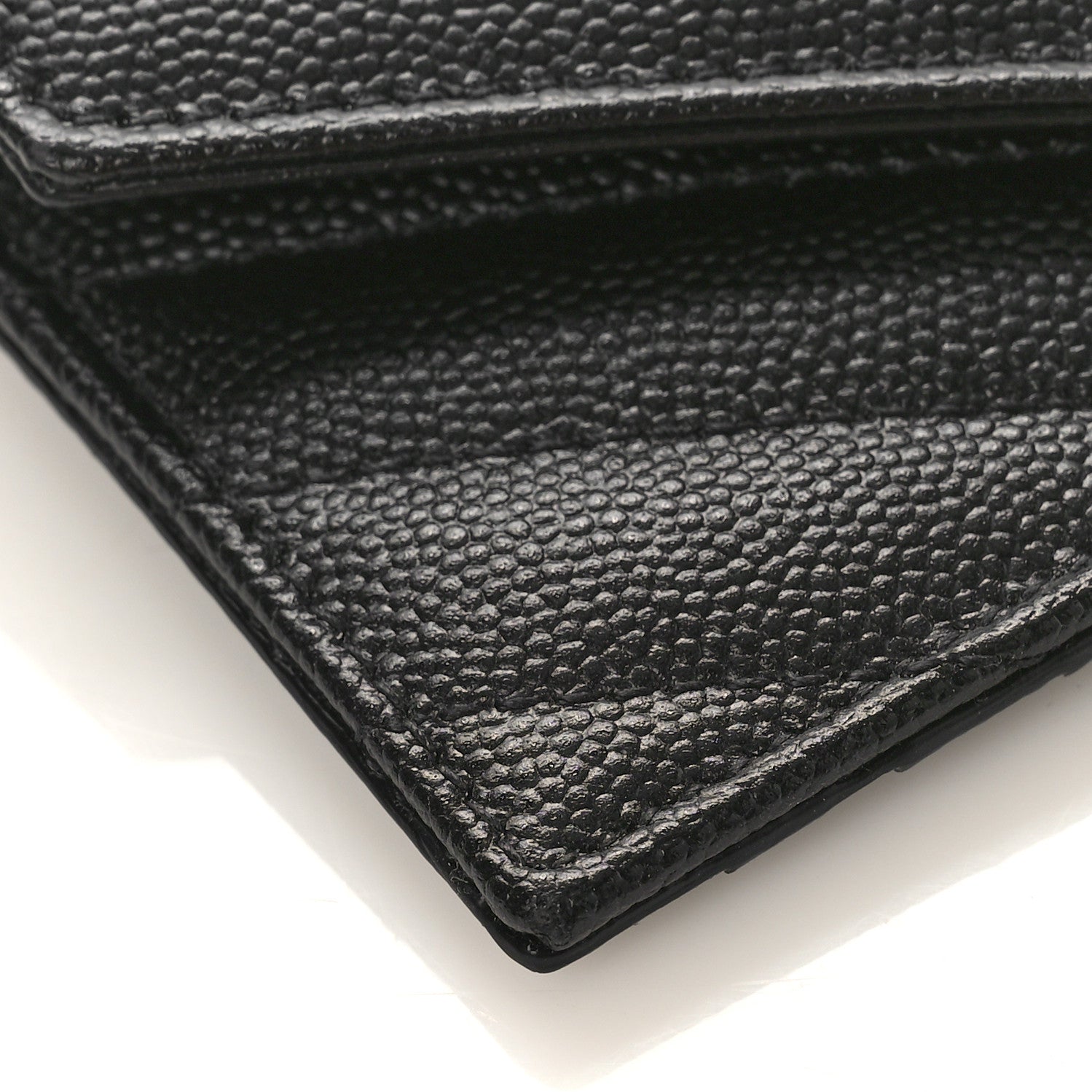 Saint Laurent Grain De Poudre Matelasse Chevron Monogram Compact Wallet Black 8 of 10