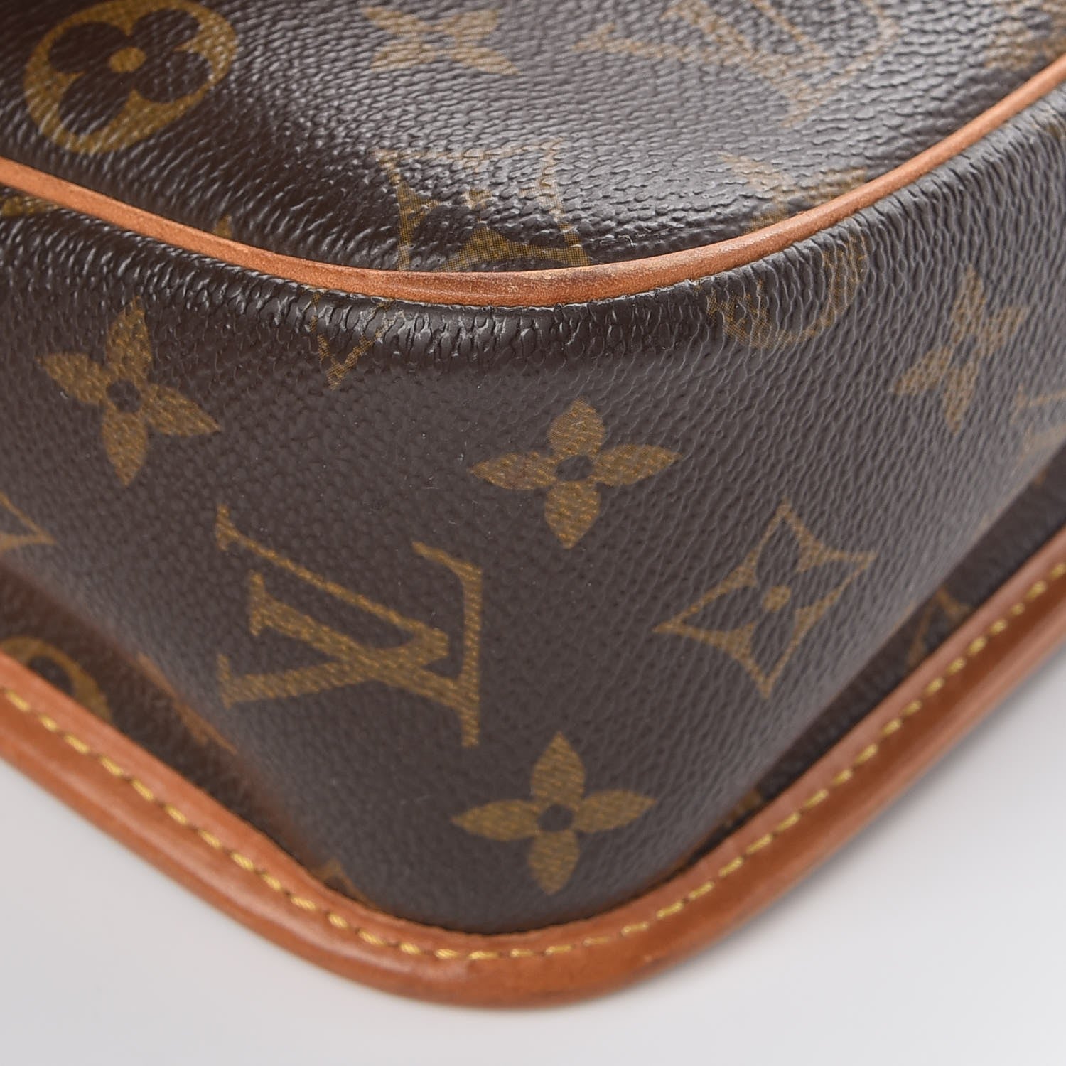 Louis Vuitton Monogram Sologne 12 of 15