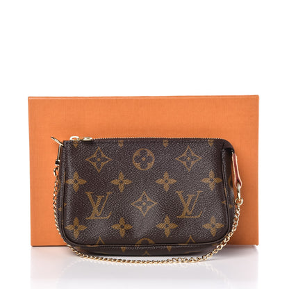 Louis Vuitton Monogram Mini Pochette Accessories 8 of 8