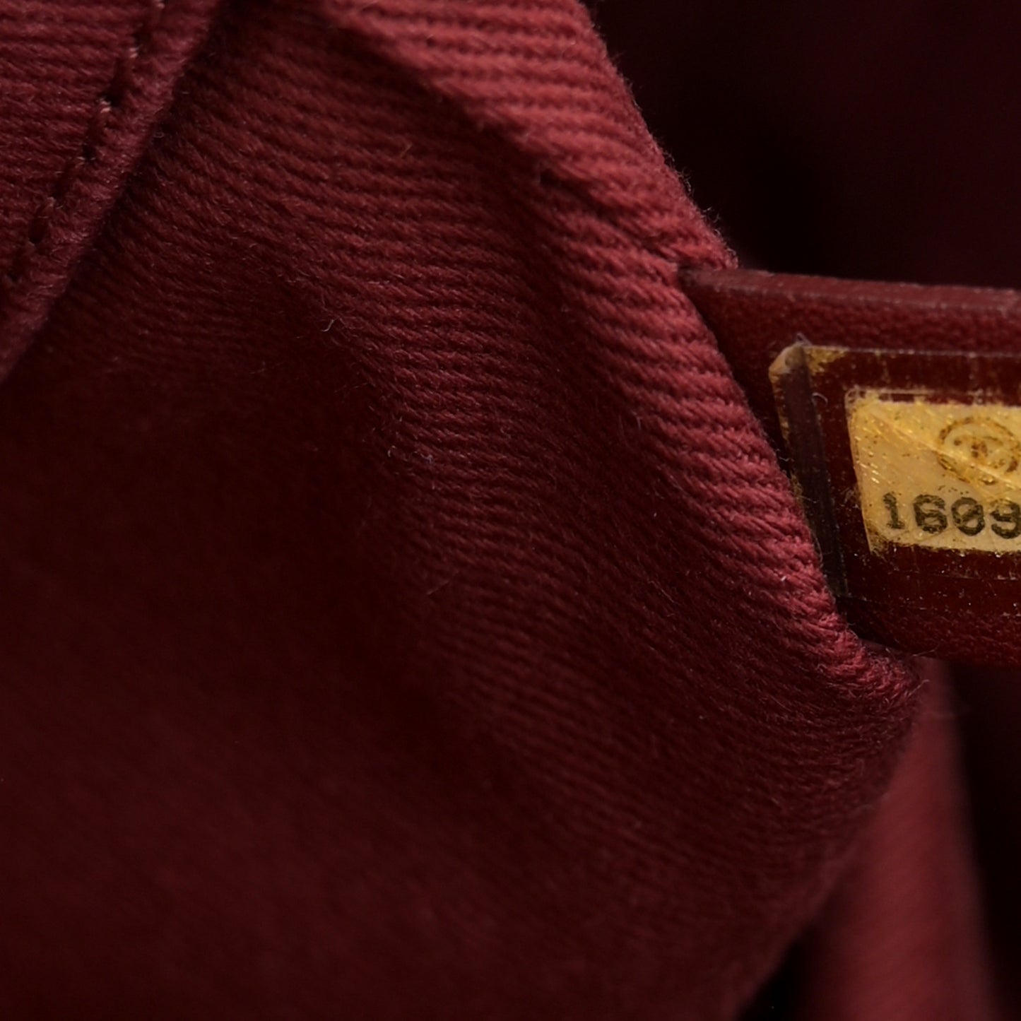 Canvas Medium Deauville Tote Red