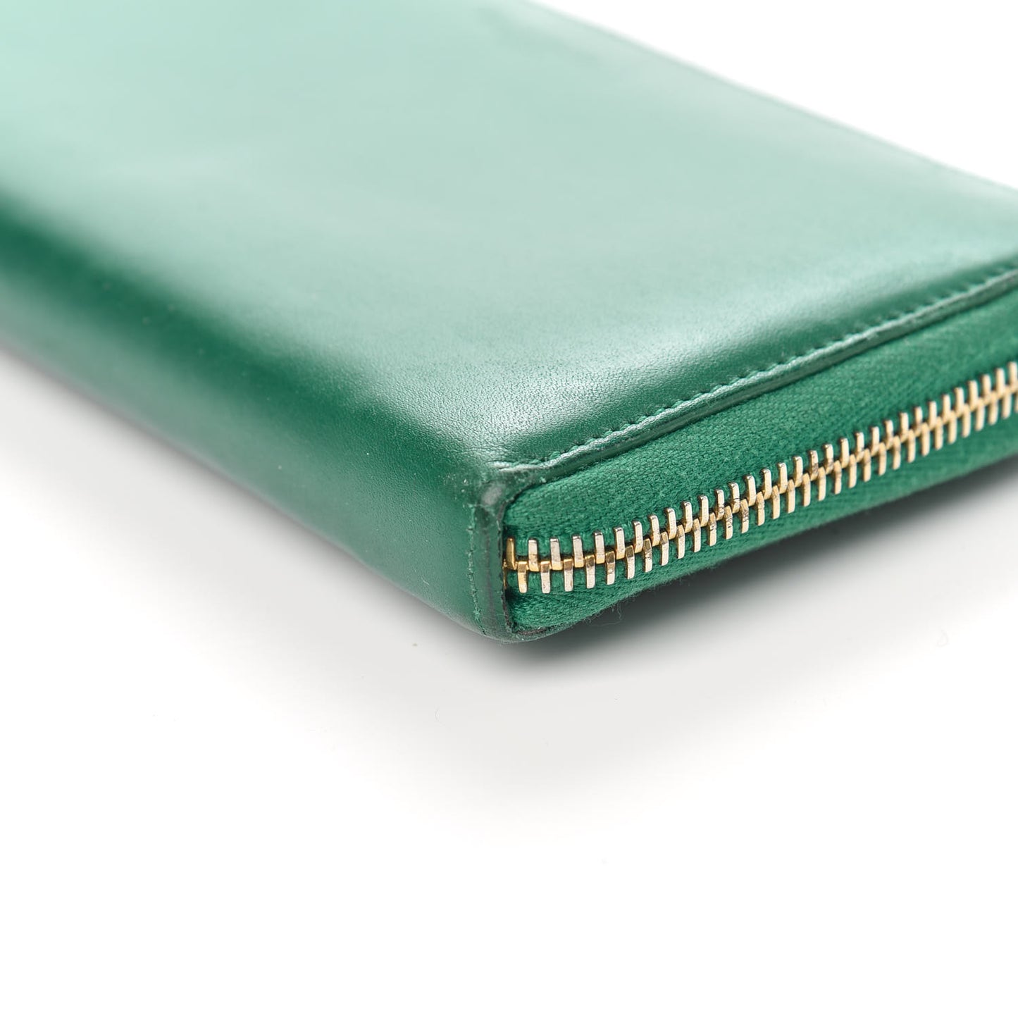 Calfskin Classic Zip Around Wallet Green
