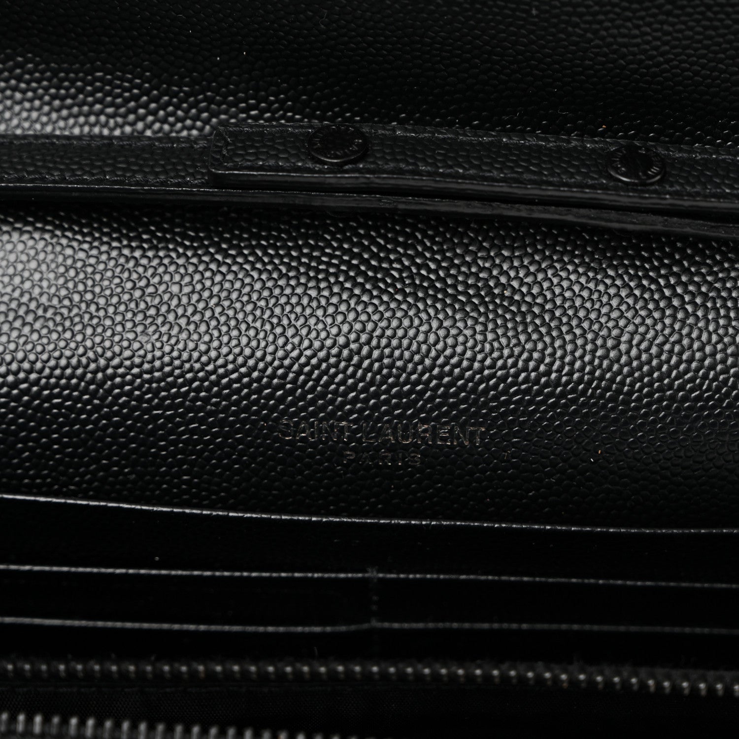 Saint Laurent Grain De Poudre Matelasse Chevron Monogram Monochrome Chain Wallet Black 6 of 9