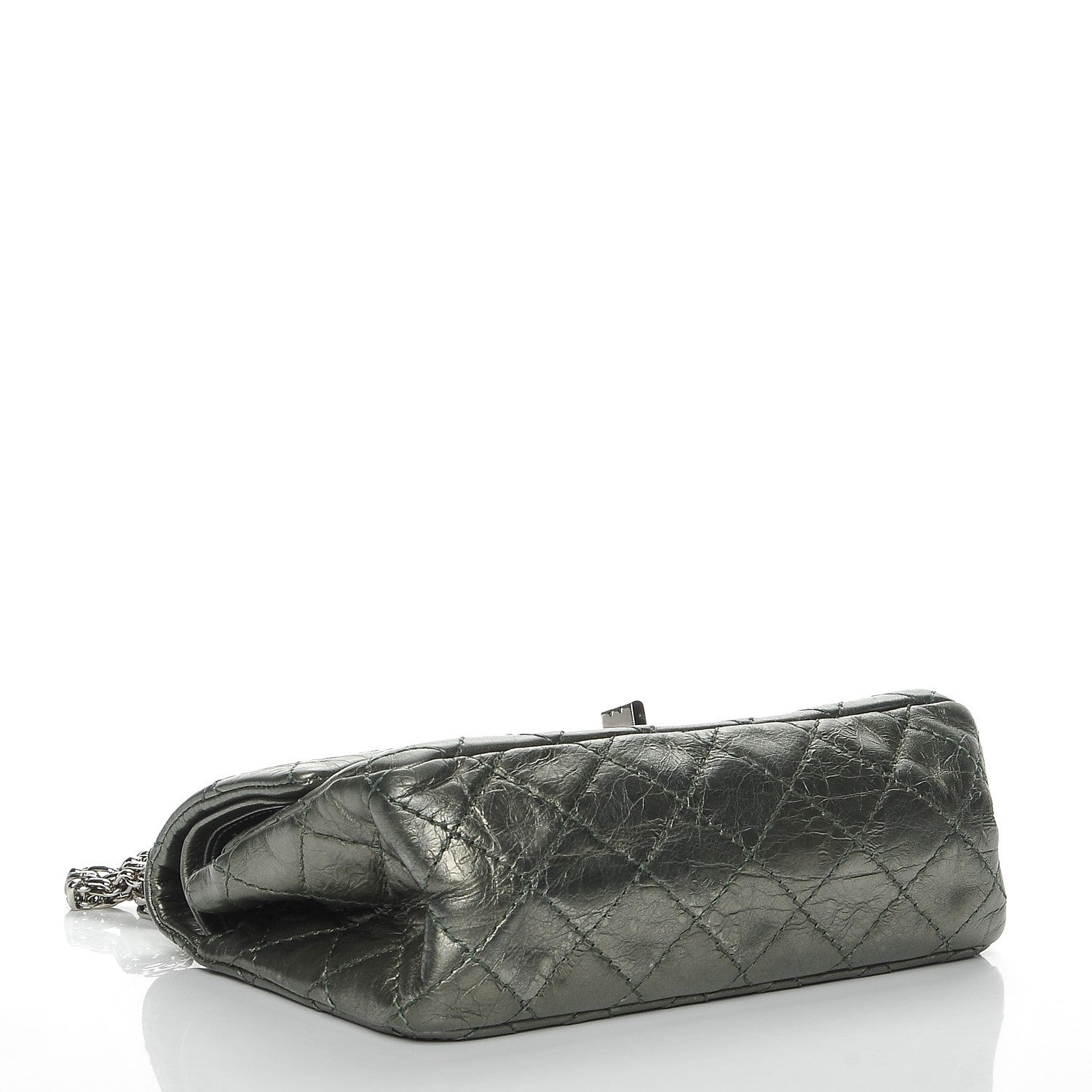 Chanel Metallic Aged Calfskin 2.55 Reissue 224 Flap Green 4 of 8