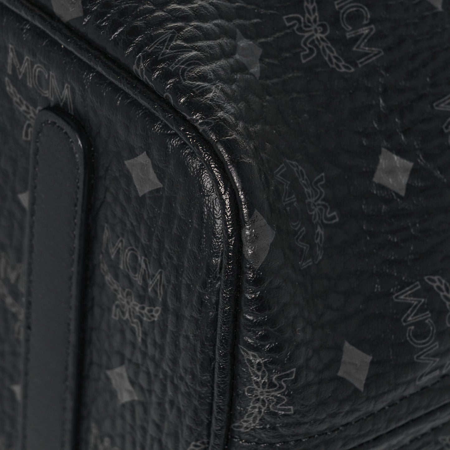 Visetos Medium Reversible Shopper Tote Black