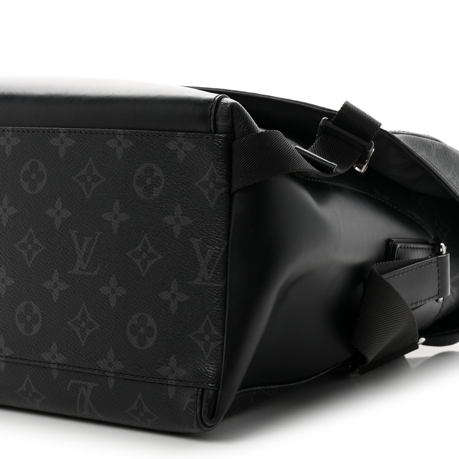 Louis Vuitton Monogram Eclipse Voyager Messenger MM 8 of 8