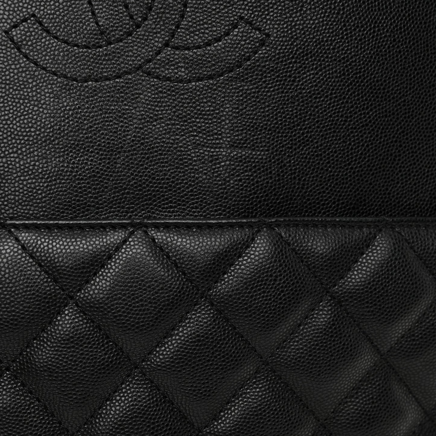 Caviar Quilted Urban Delight Tote Black