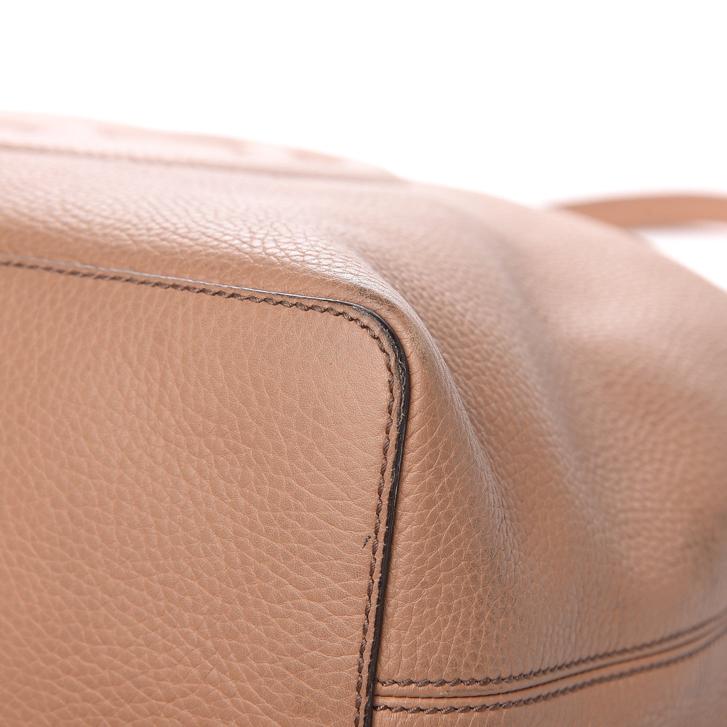 Gucci Pebbled Calfskin Large Soho Hobo Camelia 11 of 21