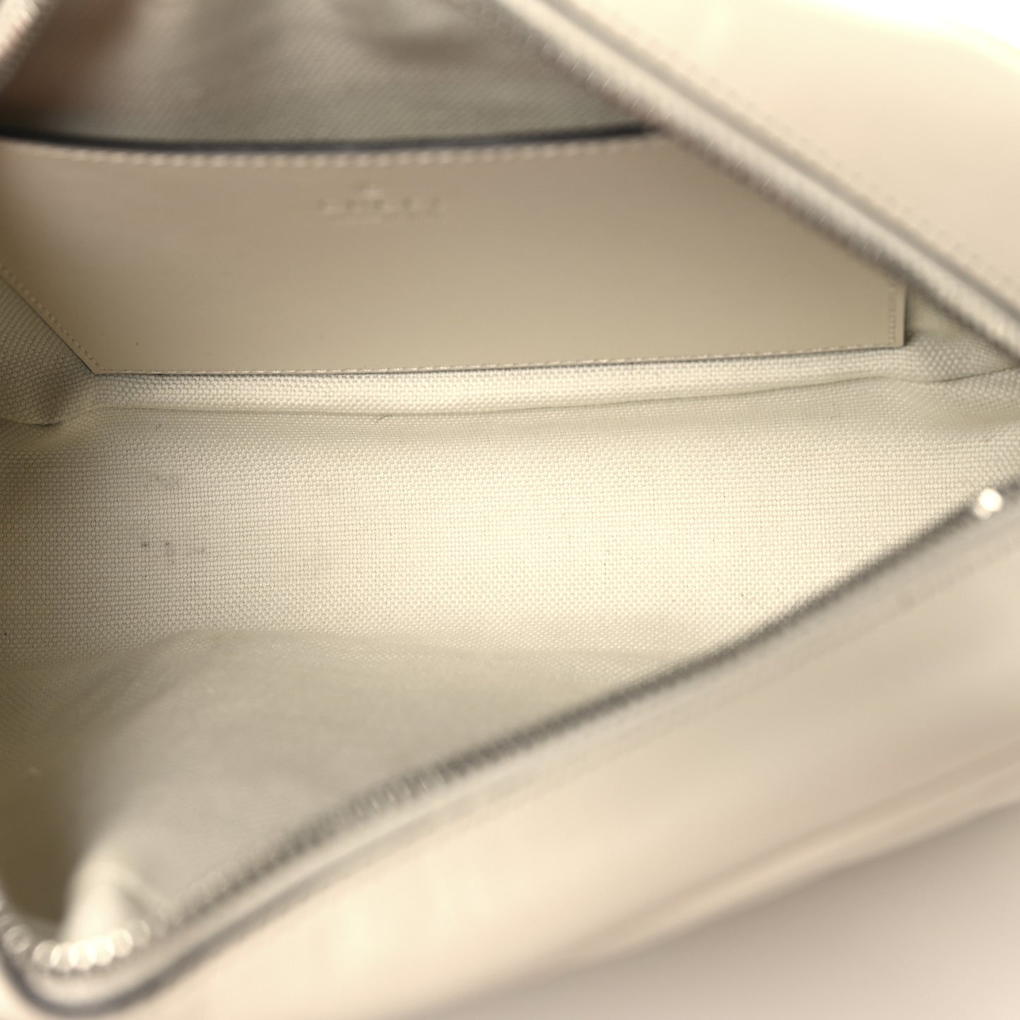 Calfskin Matelasse Monochrome Small GG Marmont Chain Shoulder Bag Mystic White
