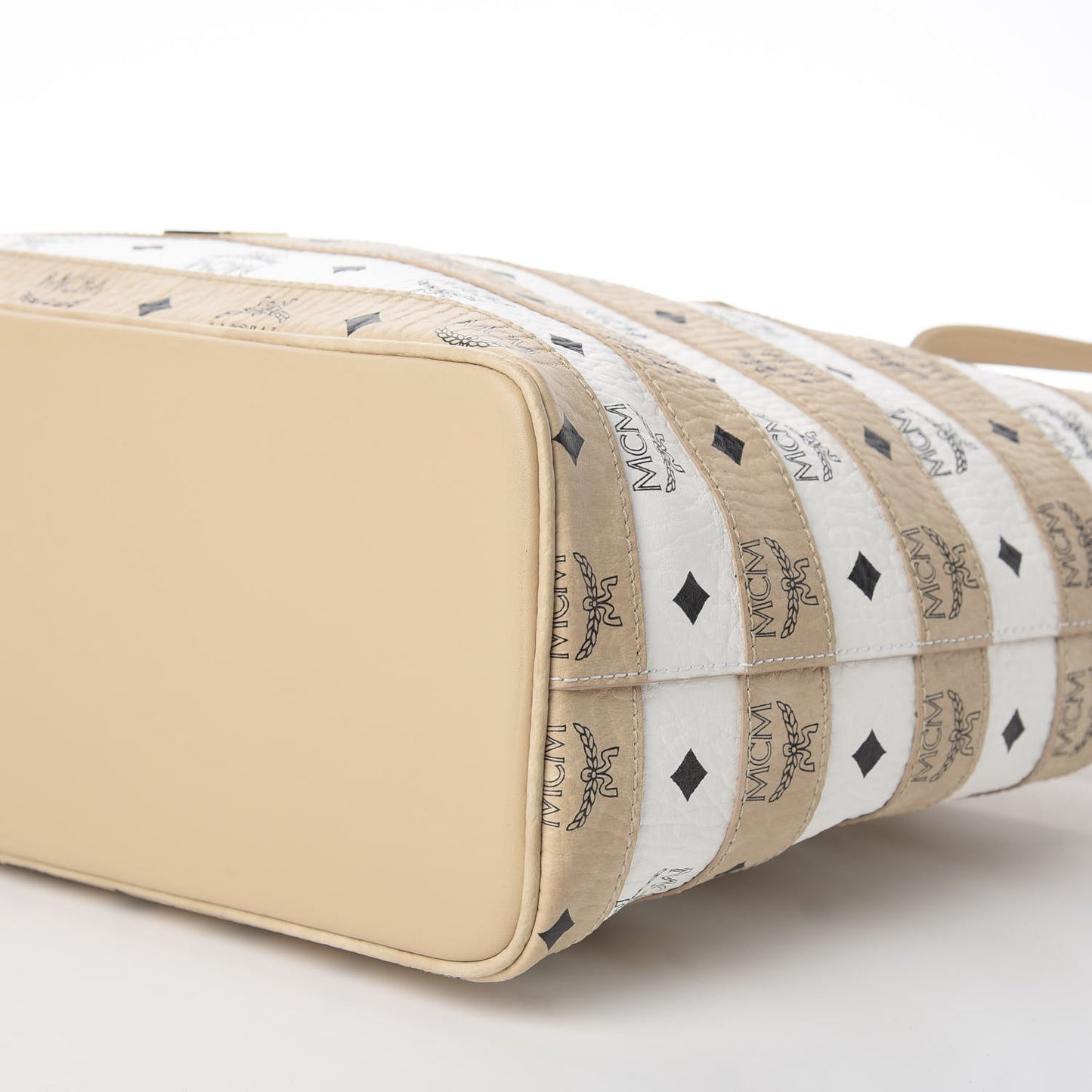 Visetos Spot Stripped Medium Shopping Tote Beige White
