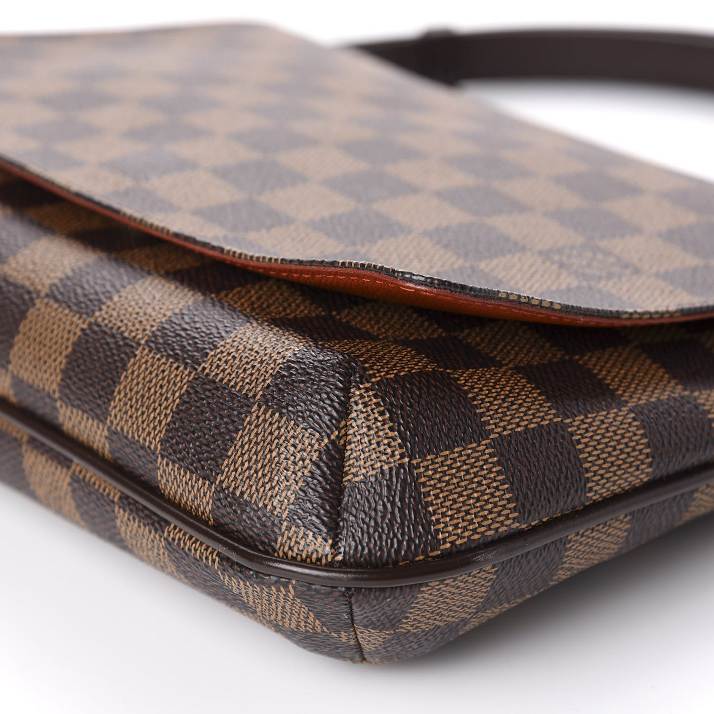 Damier Ebene Musette Tango