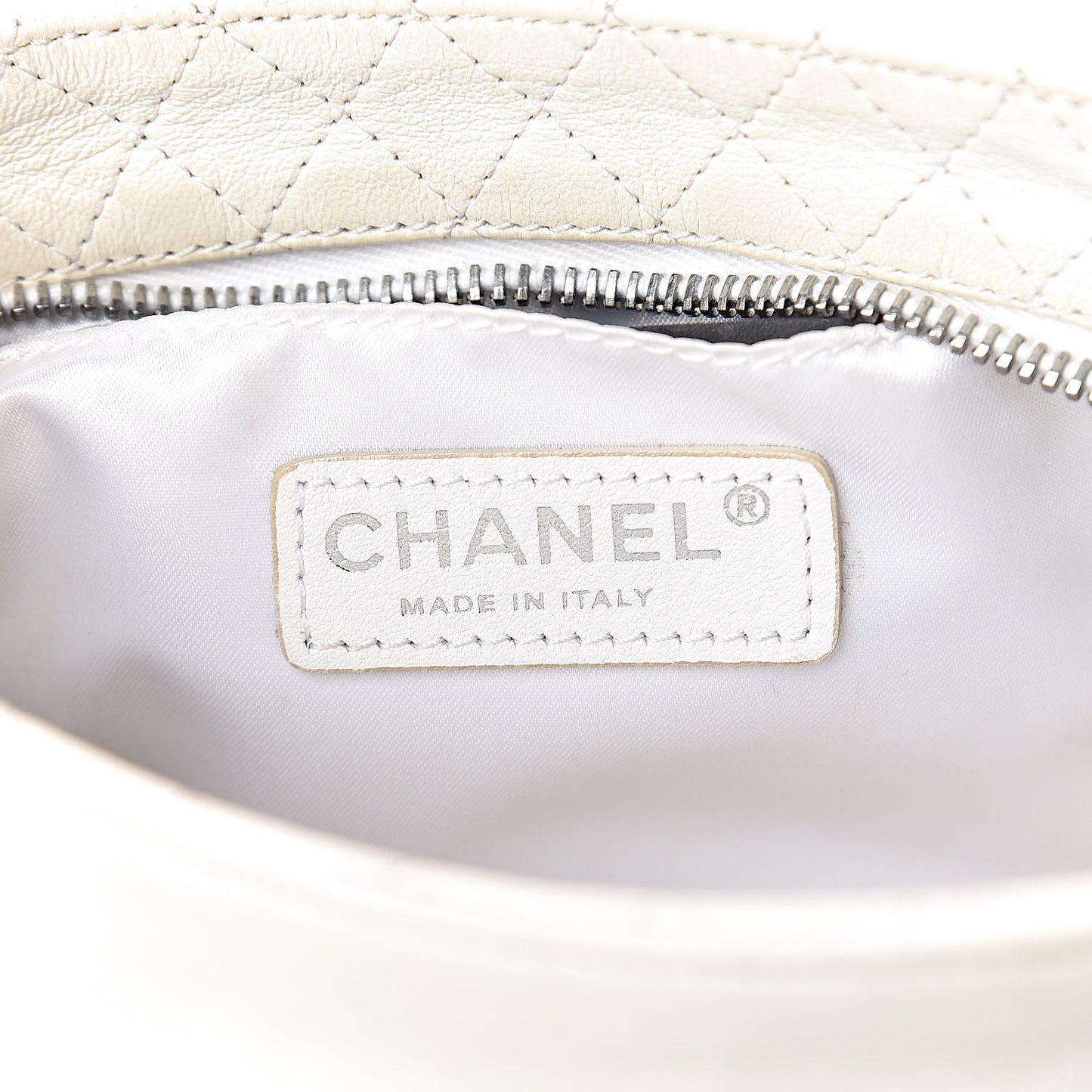 Lambskin Soft and Chain Pochette White