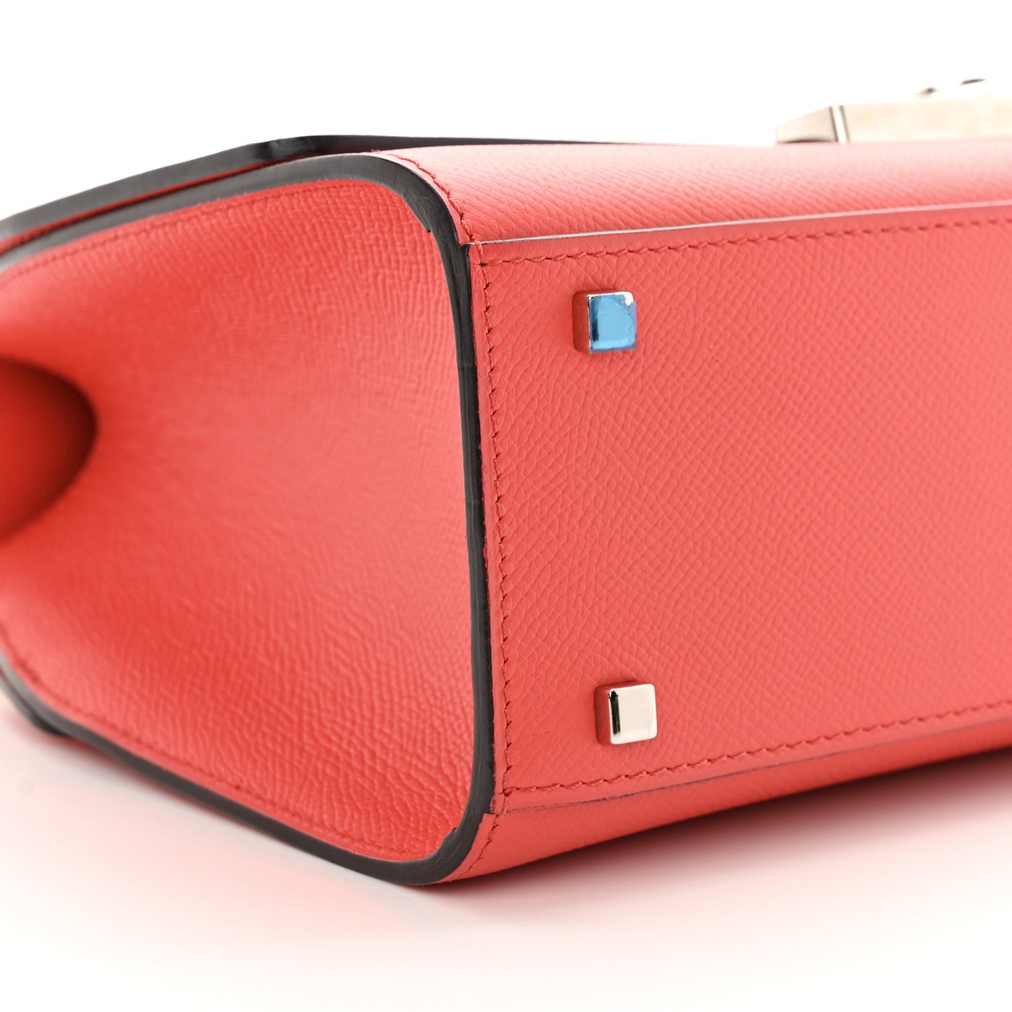 Carat Calfskin Rejane PM Coral