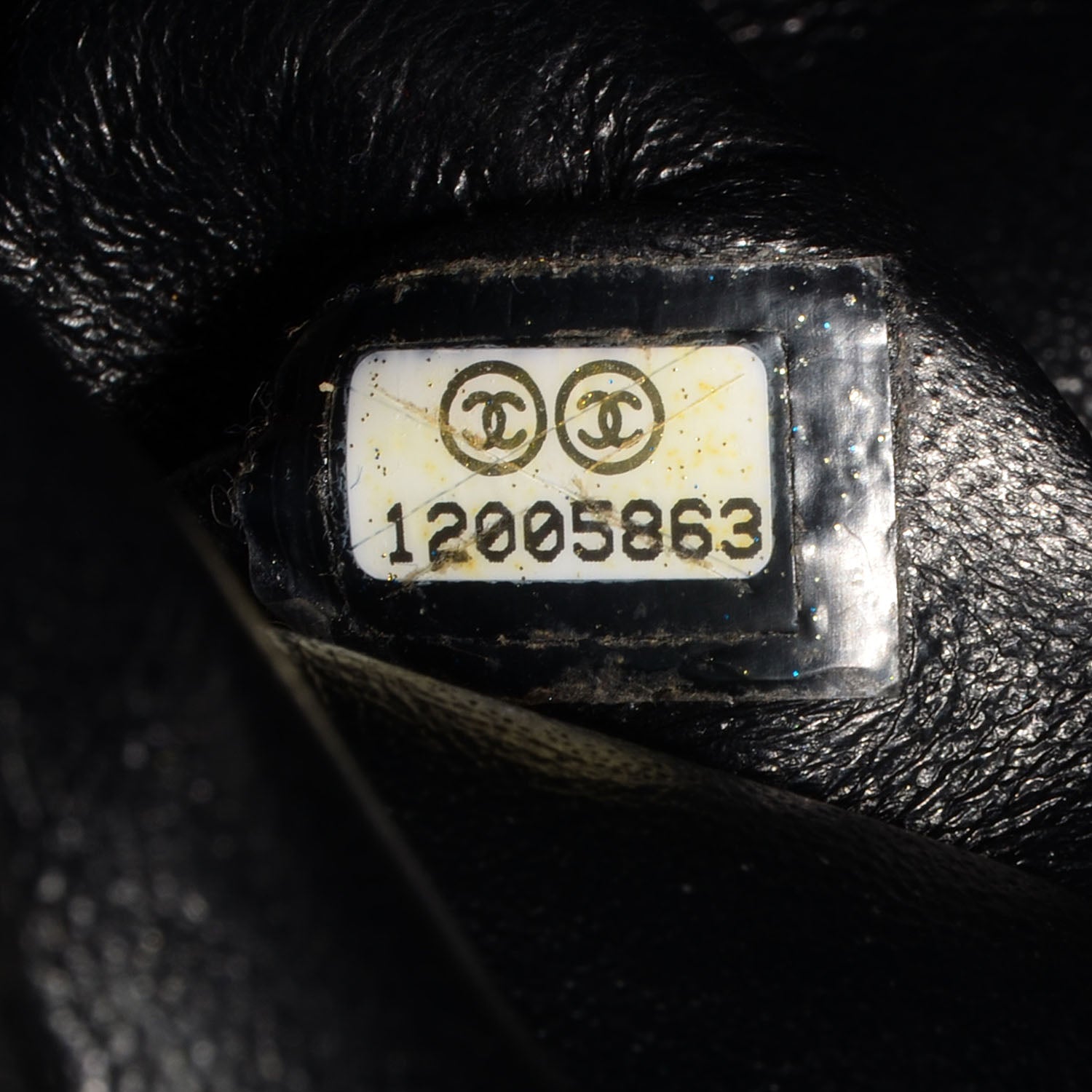 Chanel Aged Calfskin 2.55 Reissue 226 Flap Metallic Black 7 of 7