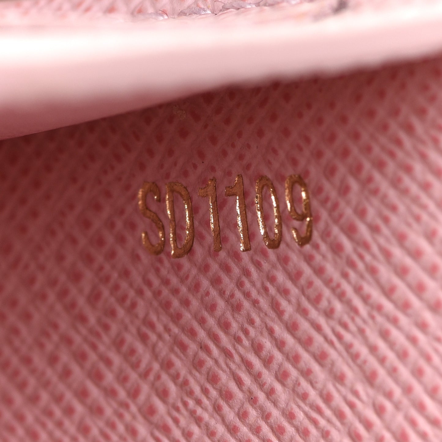 Damier Azur Victorine Wallet Rose Ballerine