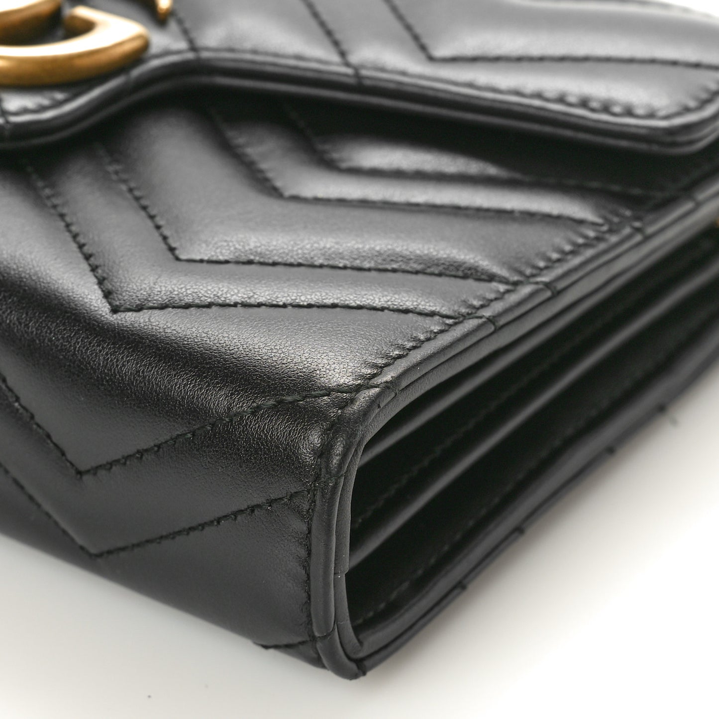 Calfskin Matelasse GG Marmont Chain Wallet Black