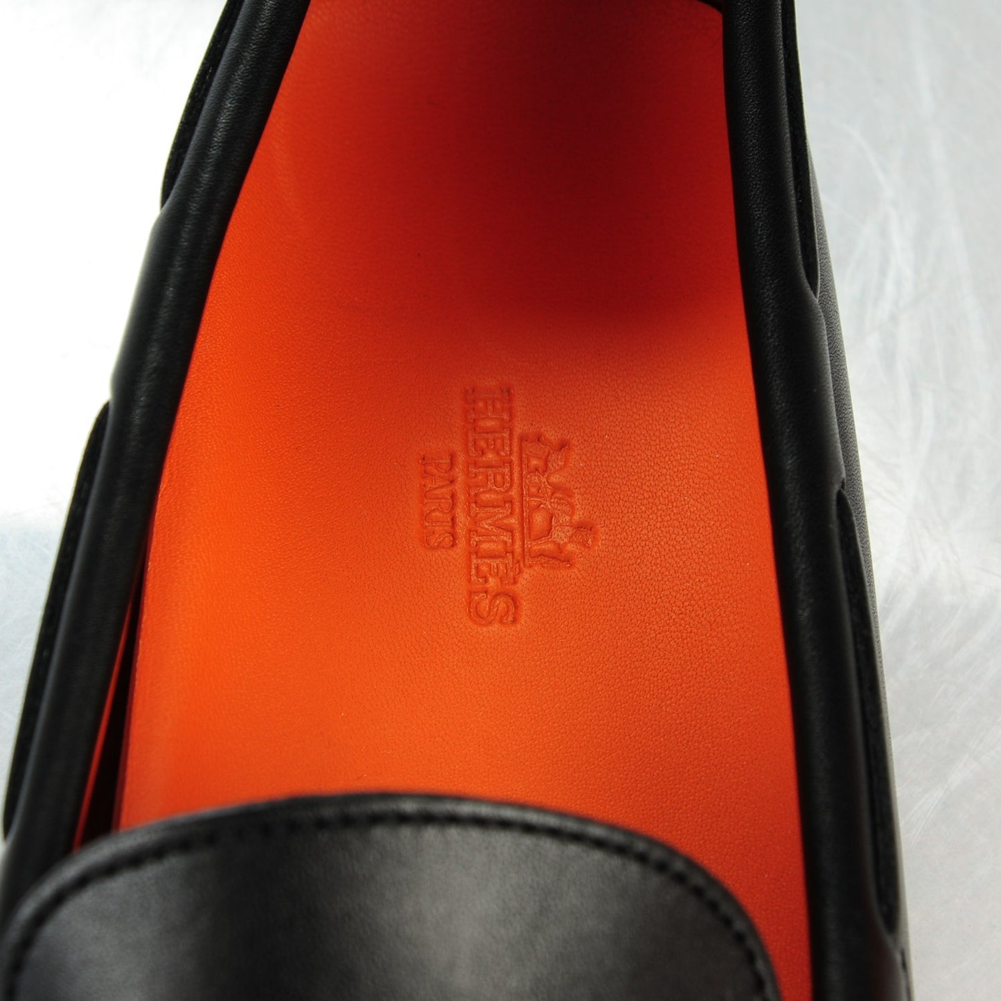 Supple Calfskin Irving Driving Moccasin Loafers 36.5 Black