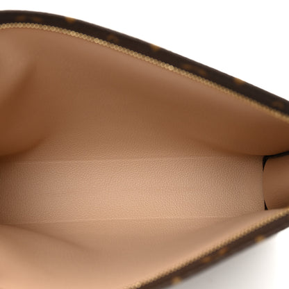 Louis Vuitton Monogram Toiletry Pouch 26 5 of 7