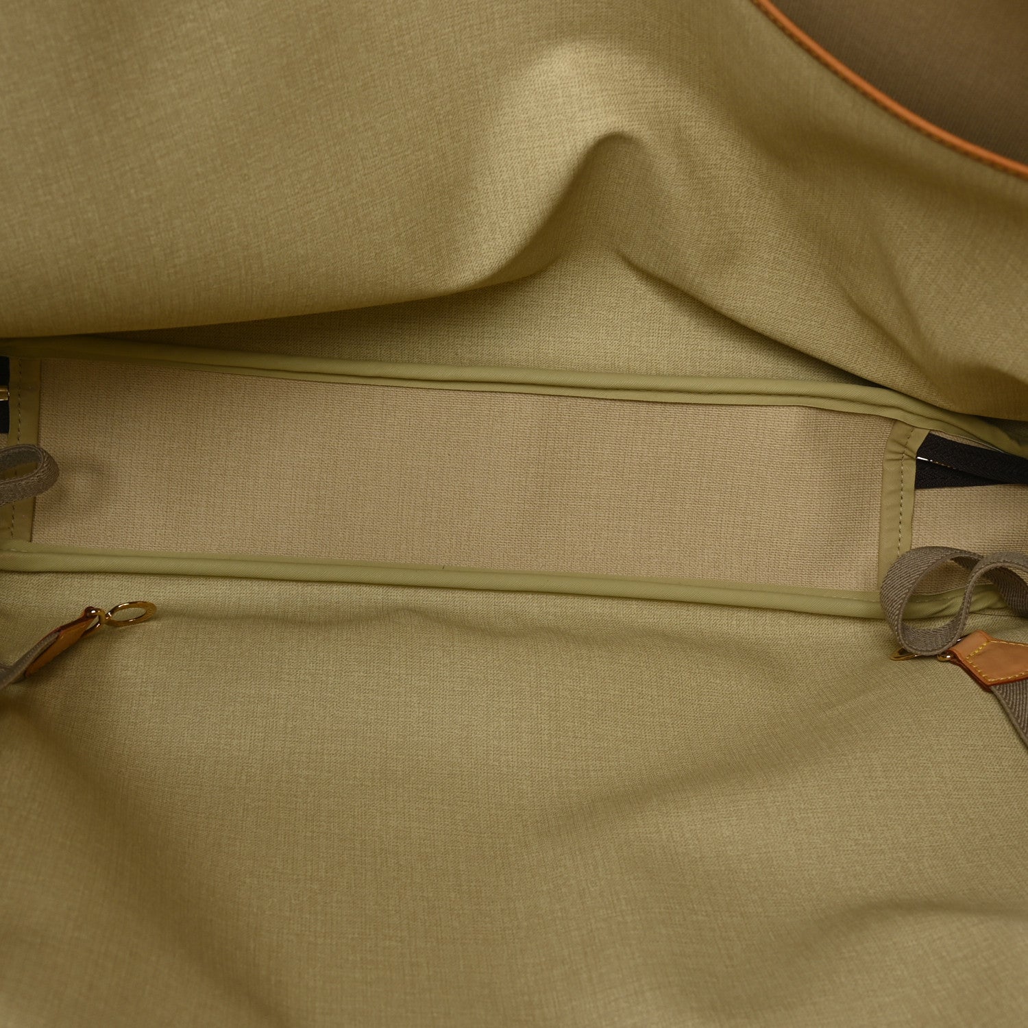 Louis Vuitton Monogram Alize 3 Compartment Bag 7 of 14