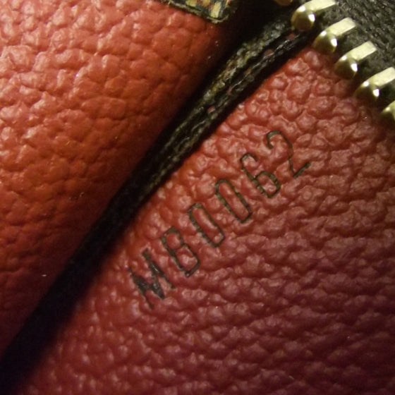 Damier Ebene Toiletry Pouch 15