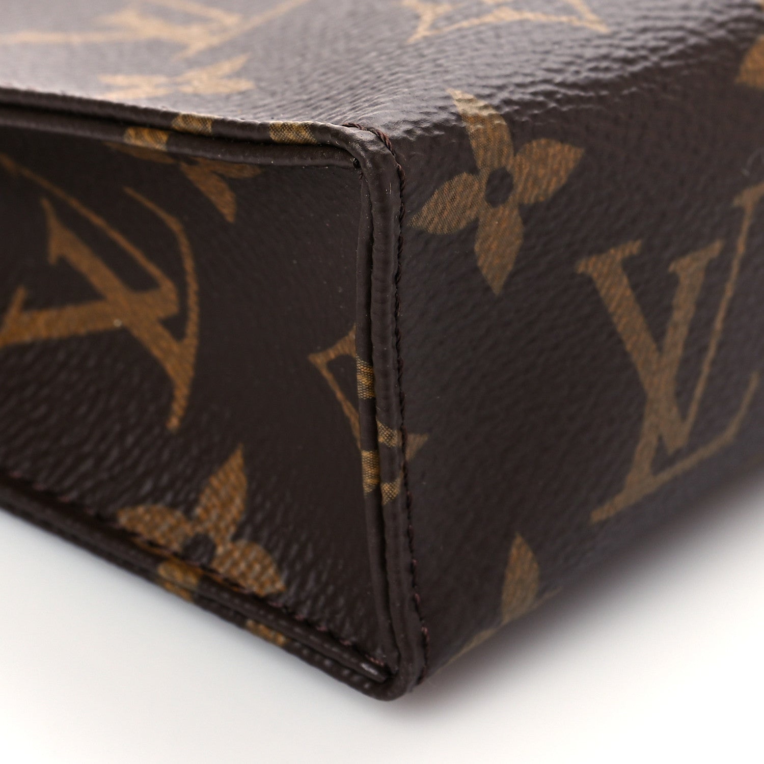 Louis Vuitton Monogram Toiletry Pouch 15 7 of 9
