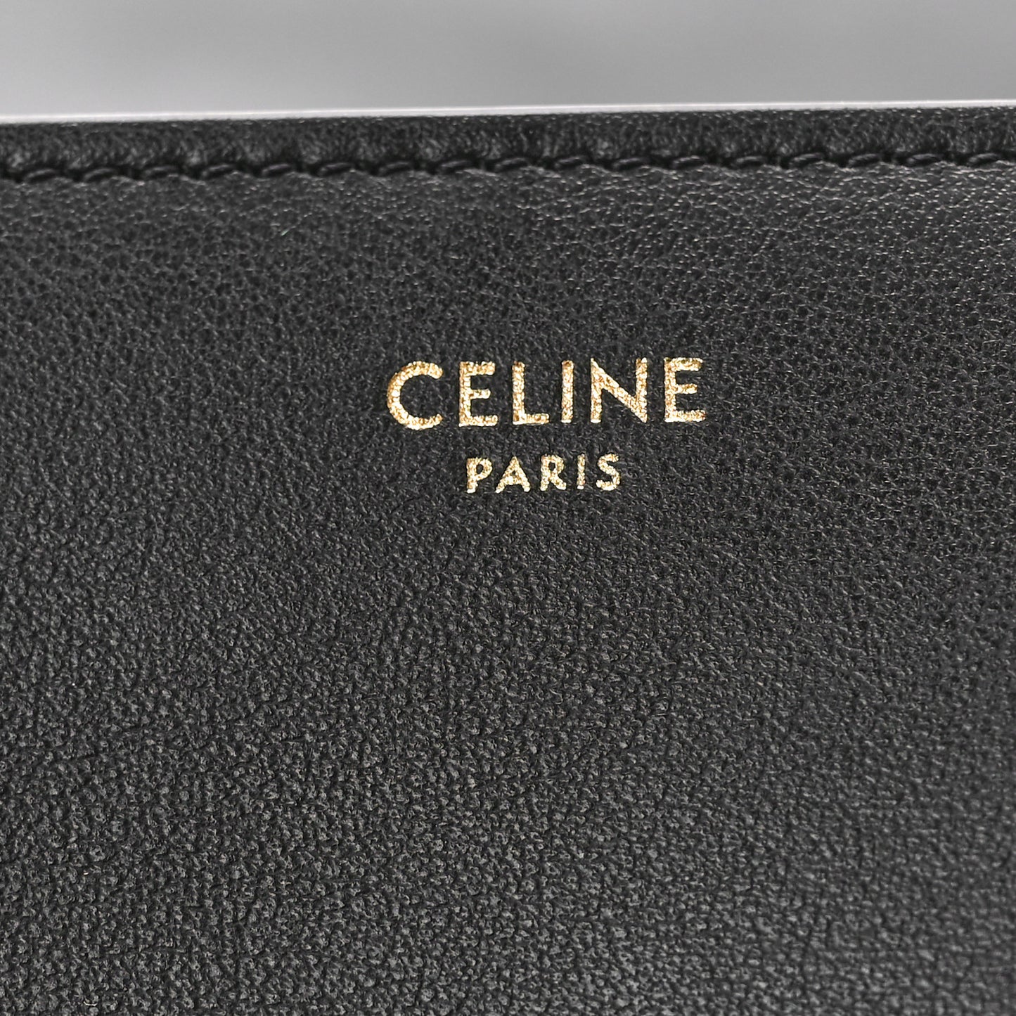 Smooth Calfskin Medium Tabou Black