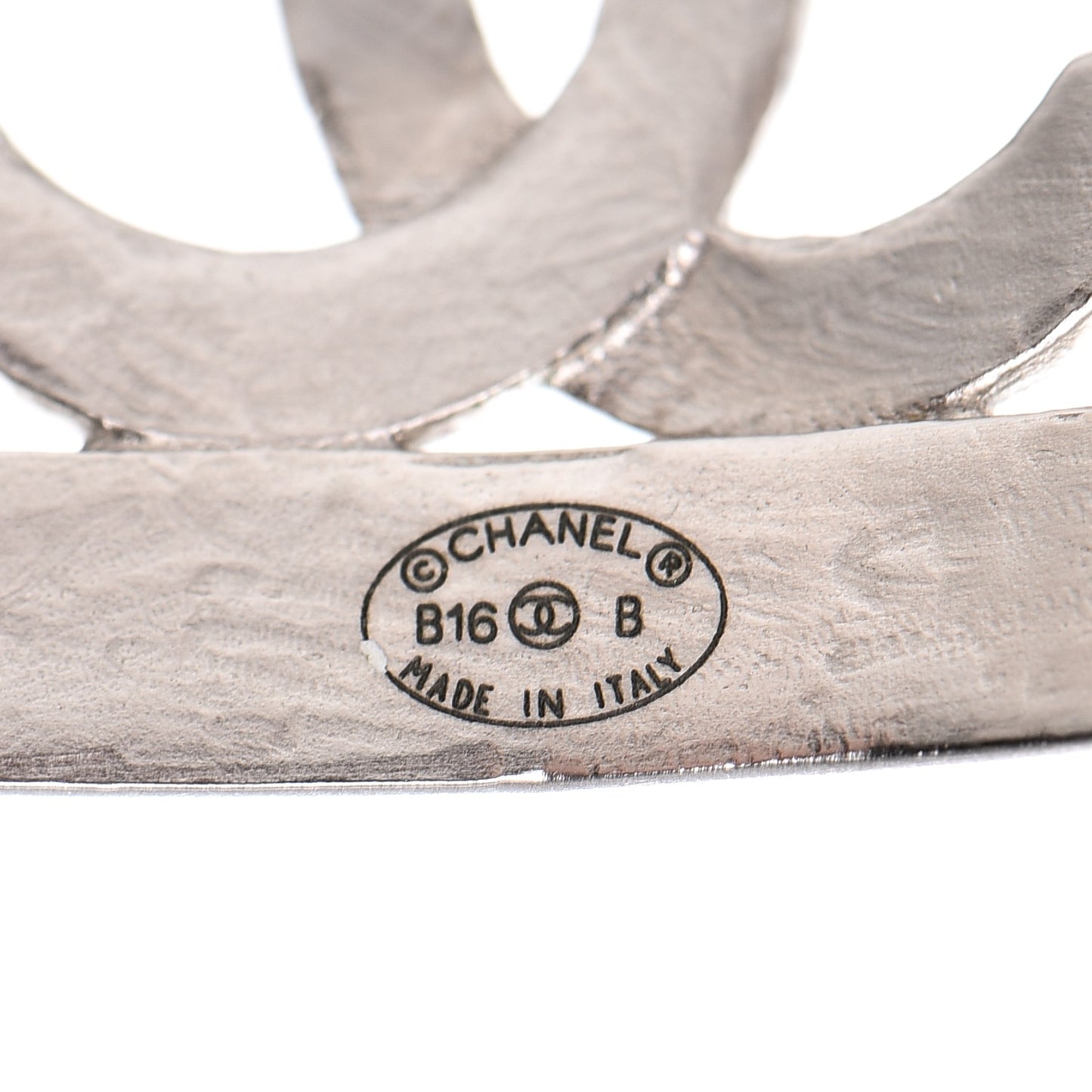 Metal CC Cuff Silver