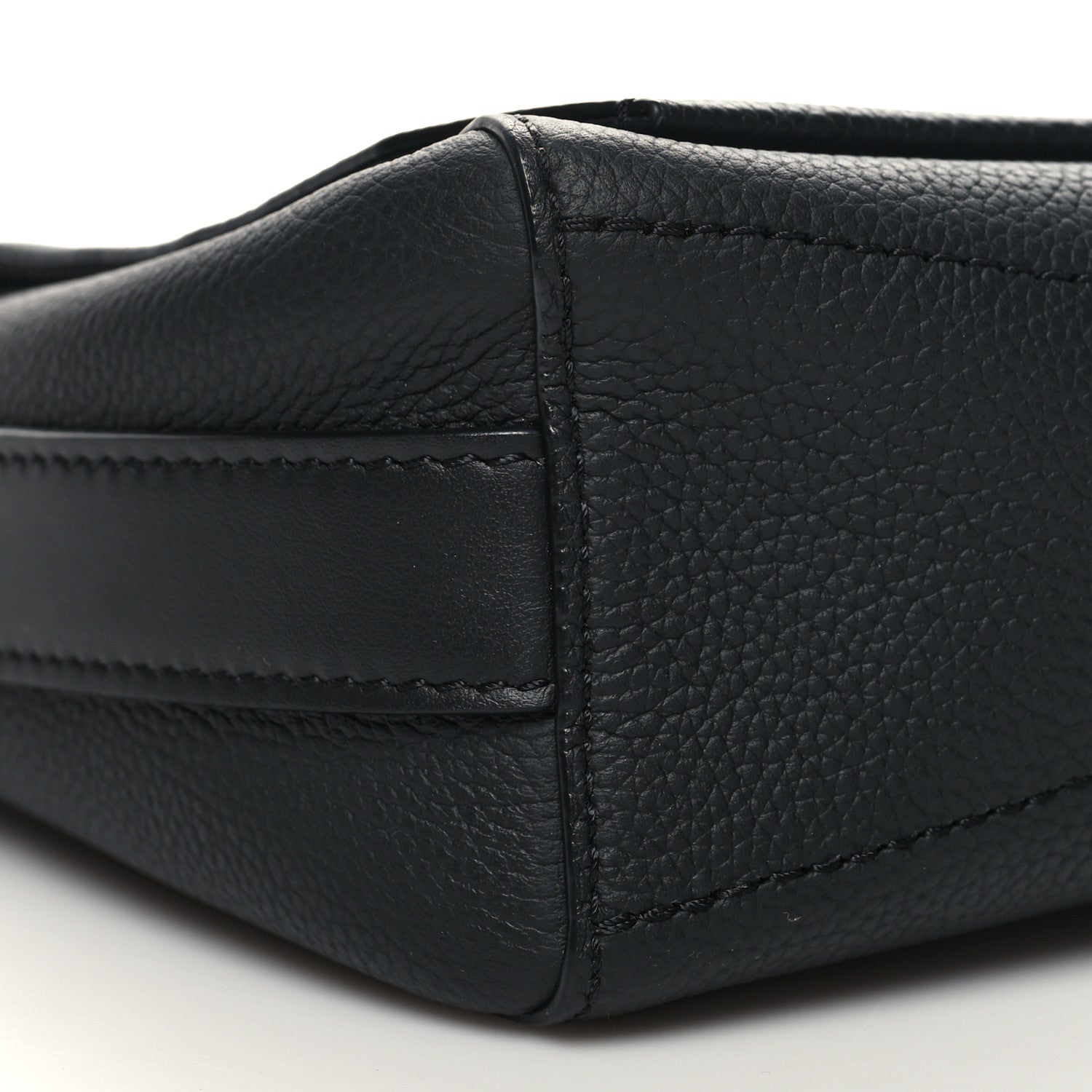 Louis Vuitton Calfskin Aerogram Messenger Black 7 of 9