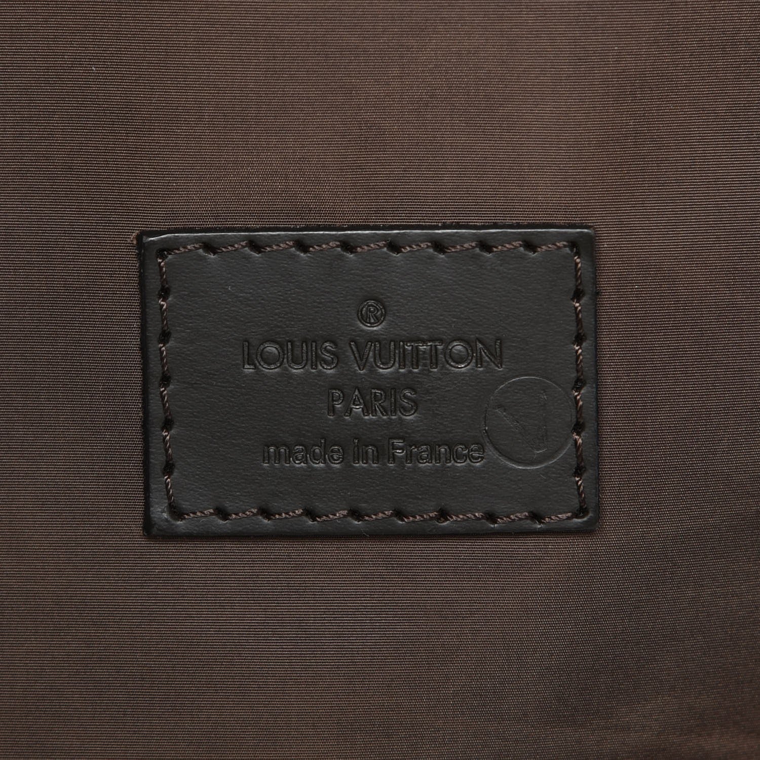 Louis Vuitton Damier Geant Messenger Bag Black 7 of 7