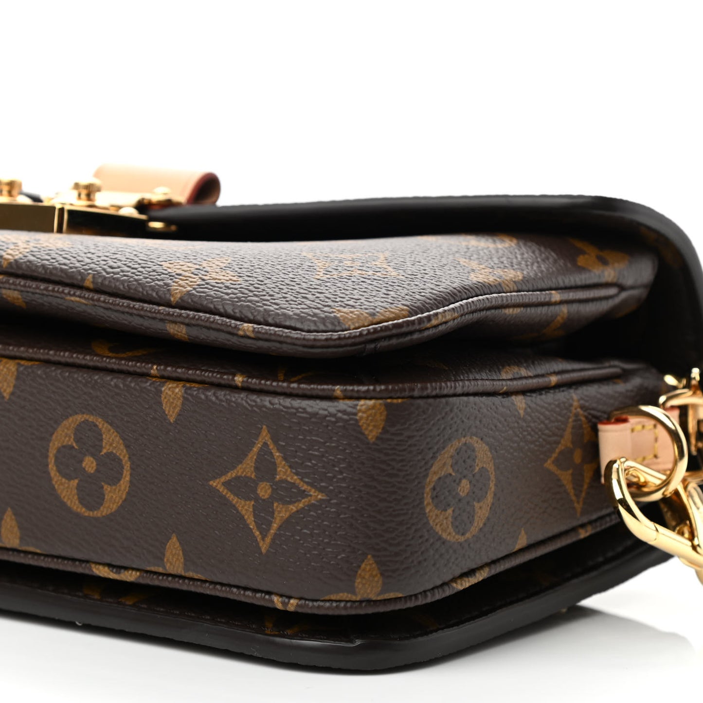 Monogram Pochette Metis East West