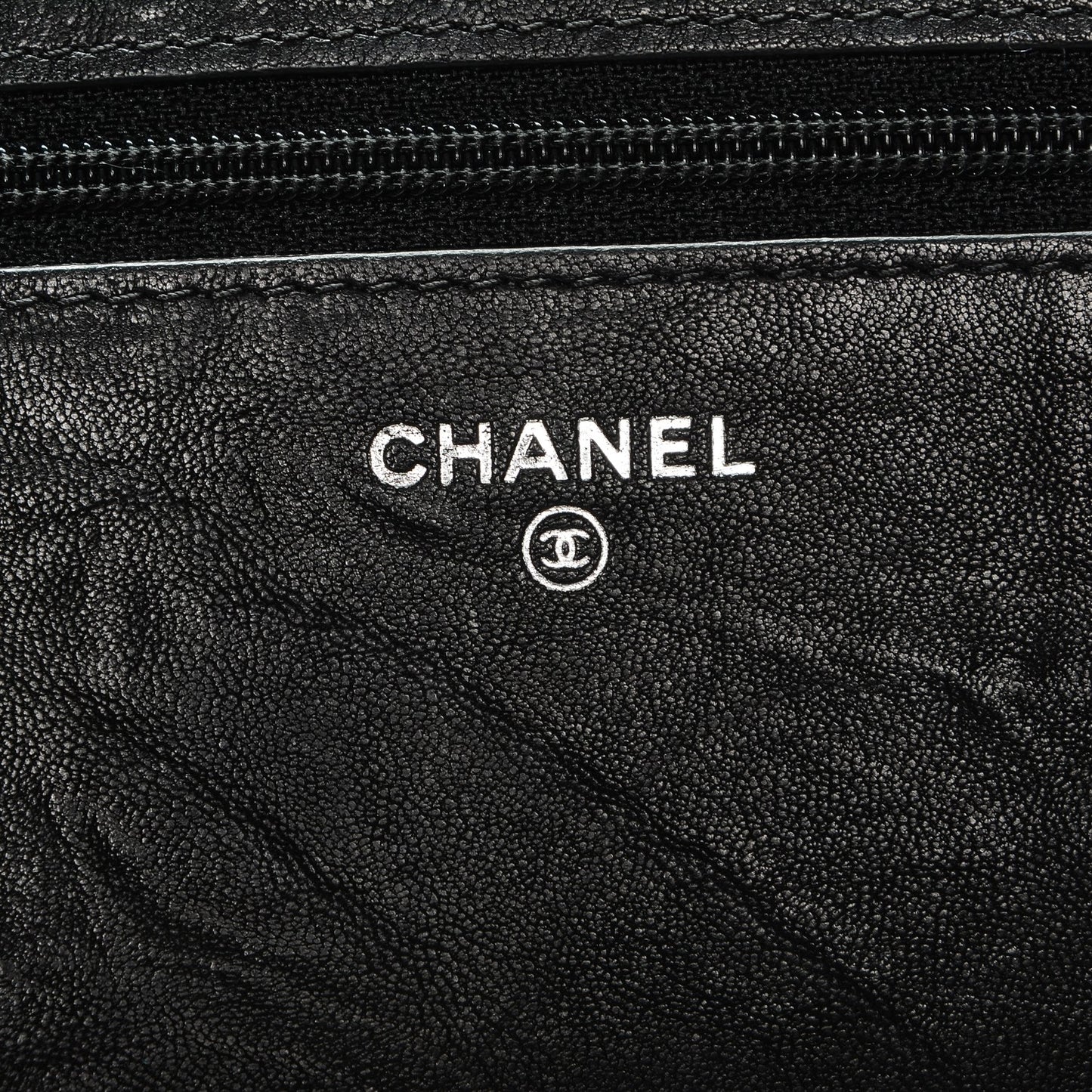 Crumpled Lambskin Studded Paris Dallas Wallet On Chain WOC Black