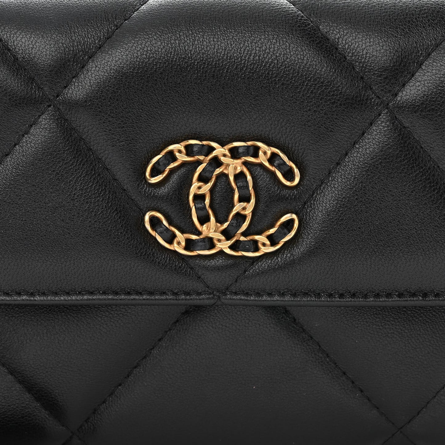 Lambskin Quilted Chanel 19 Flap Clutch Black