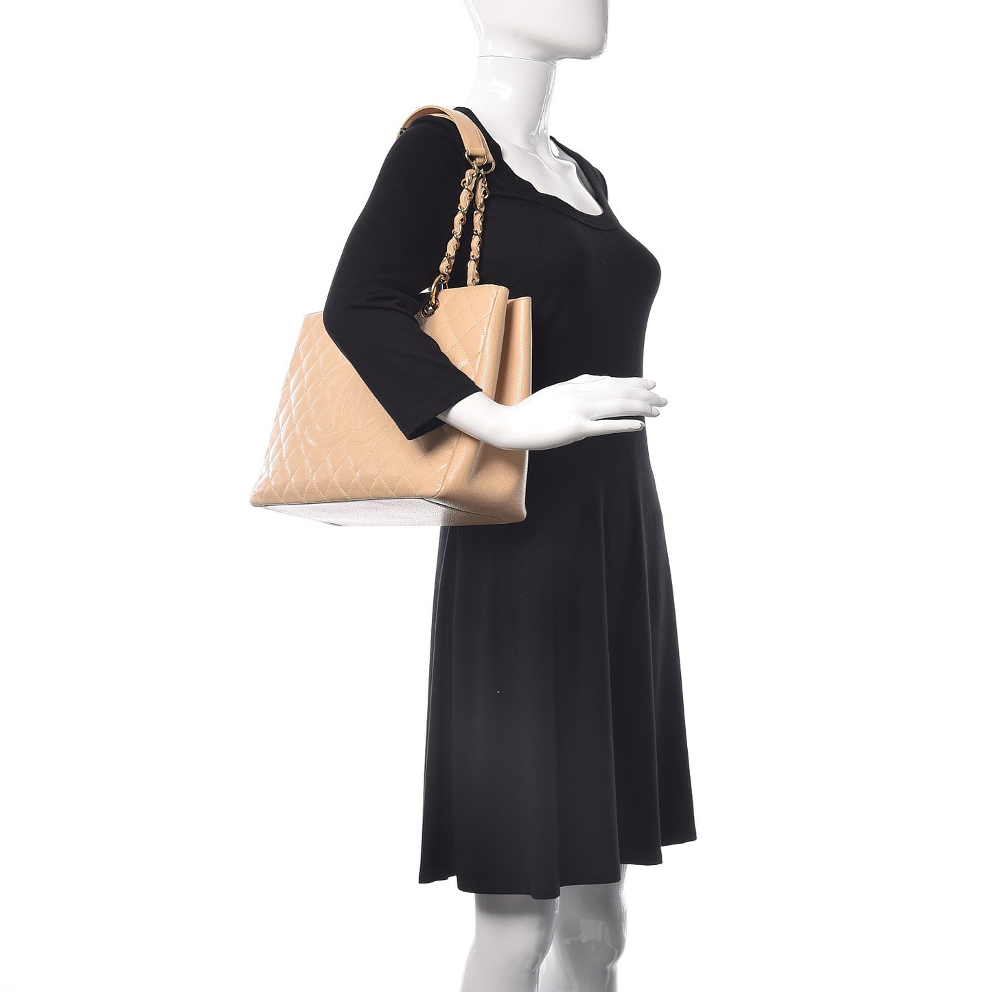 Caviar Quilted Grand Shopping Tote GST Beige Clair