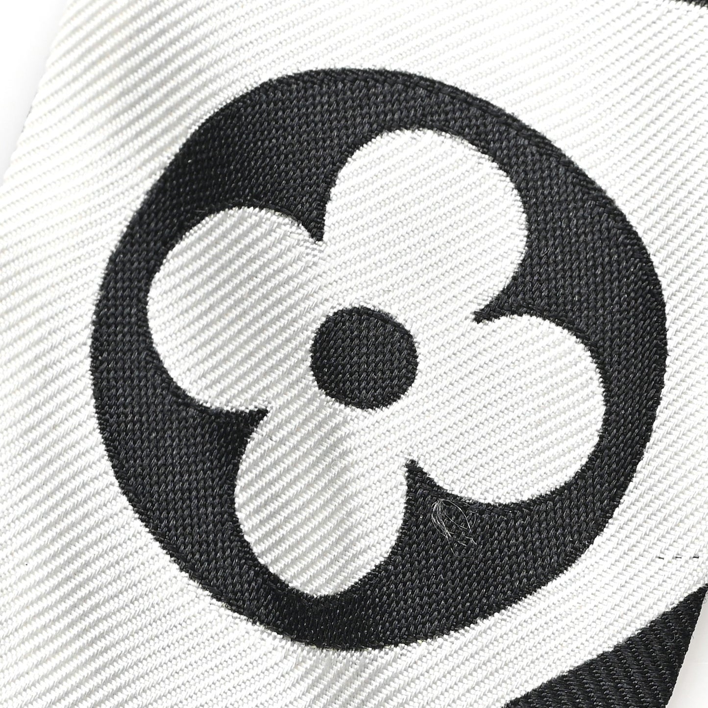 Silk Monogram Infinity BB Bandeau White Black