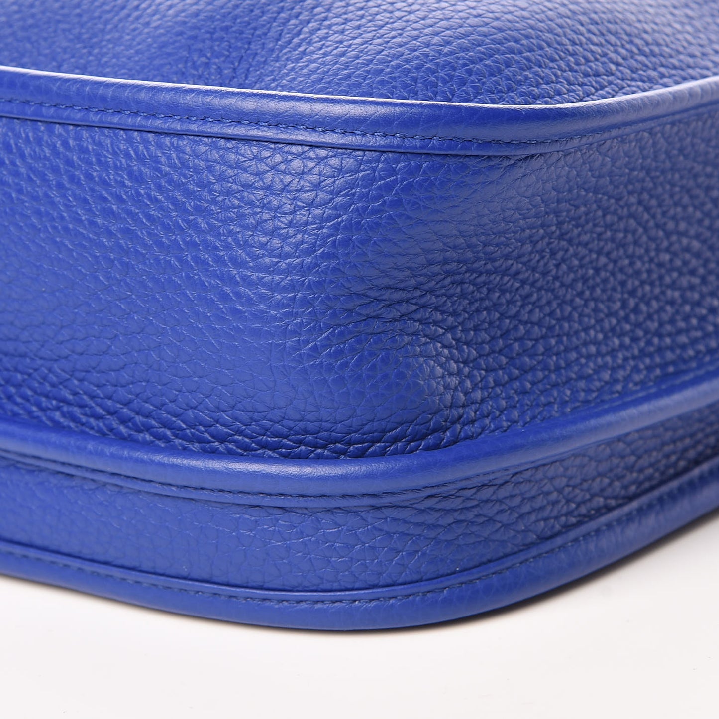 Taurillon Clemence Amazone Evelyne III PM Bleu Electrique Black