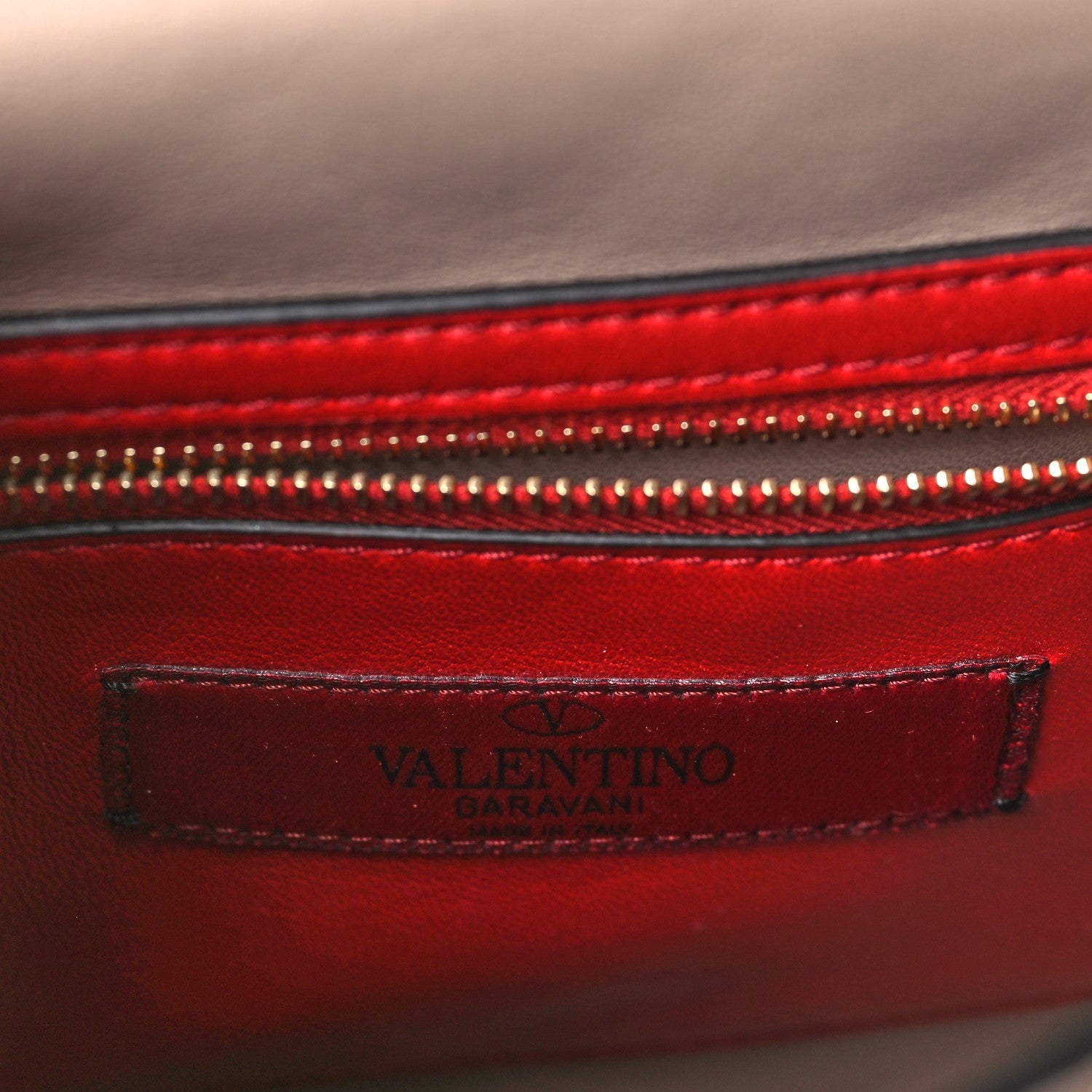 Valentino Garavani Nappa Medium Rockstud Spike Shoulder Bag Poudre 6 of 8