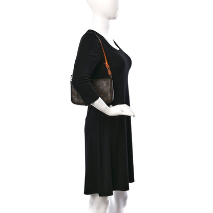 Louis Vuitton Monogram Pochette Accessories NM 2 of 10