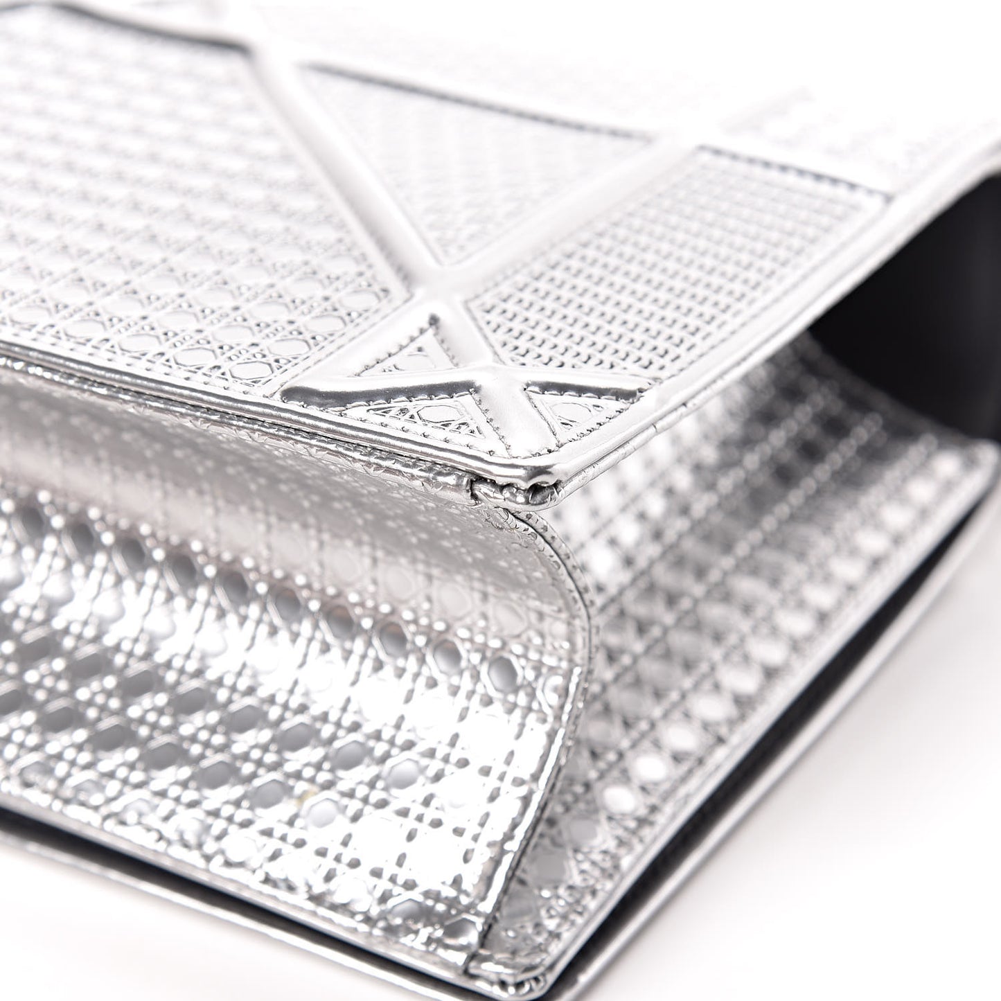 Metallic Patent Micro-Cannage Medium Diorama Flap Bag Silver