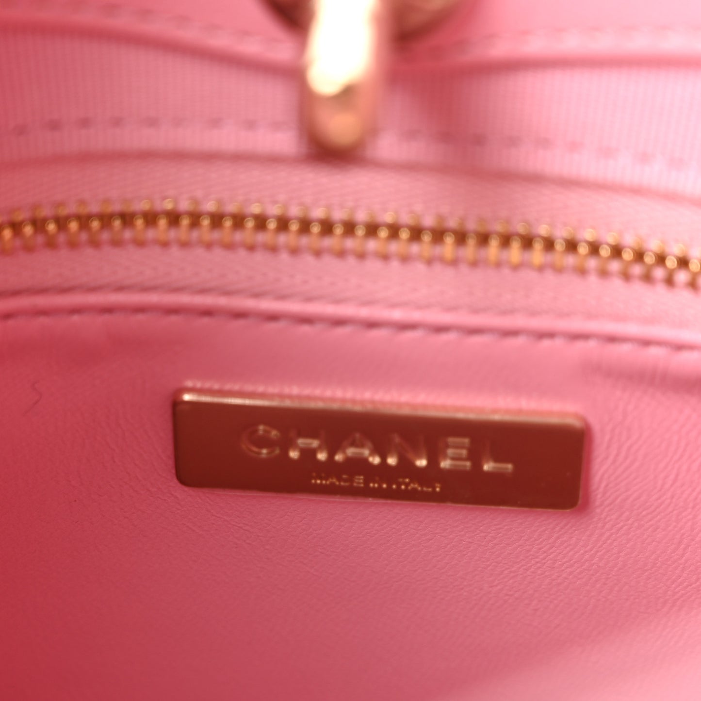 Shiny Lambskin Quilted Mini 31 Shopping Bag Light Pink
