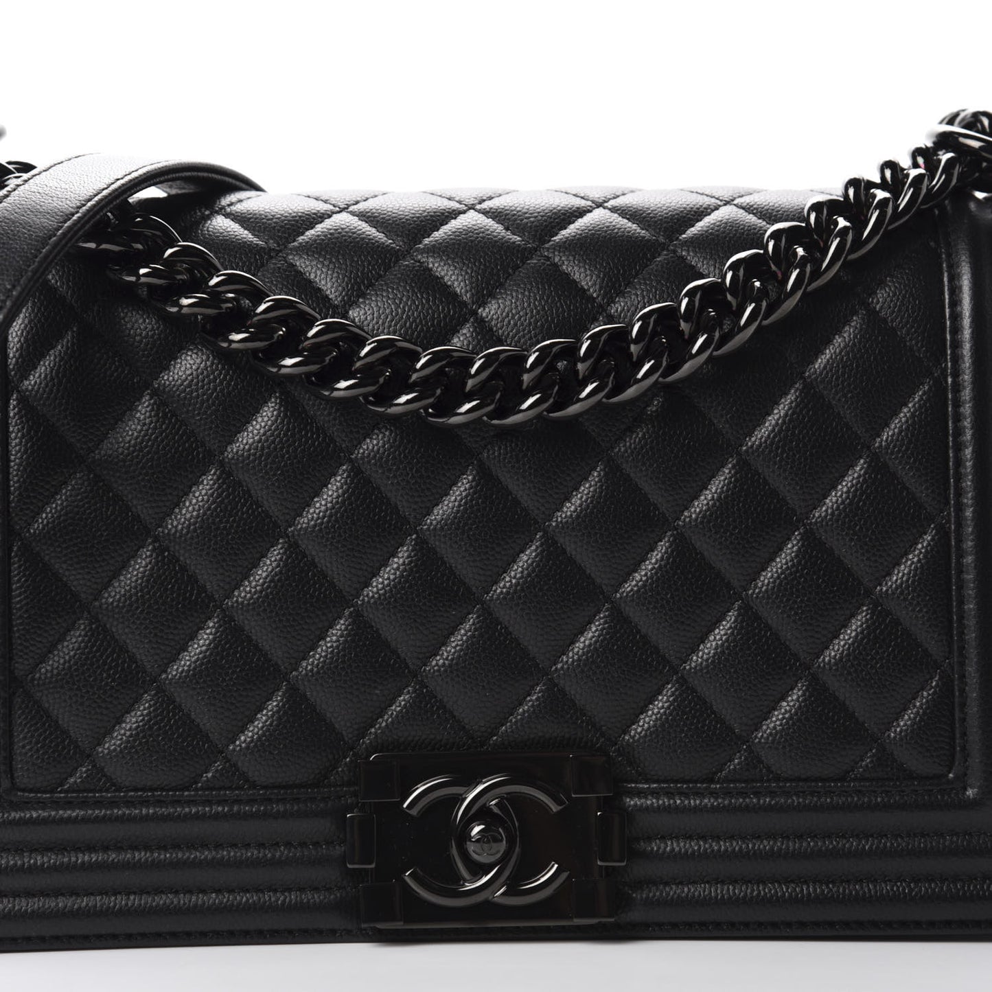 Caviar Quilted Medium Boy Flap So Black