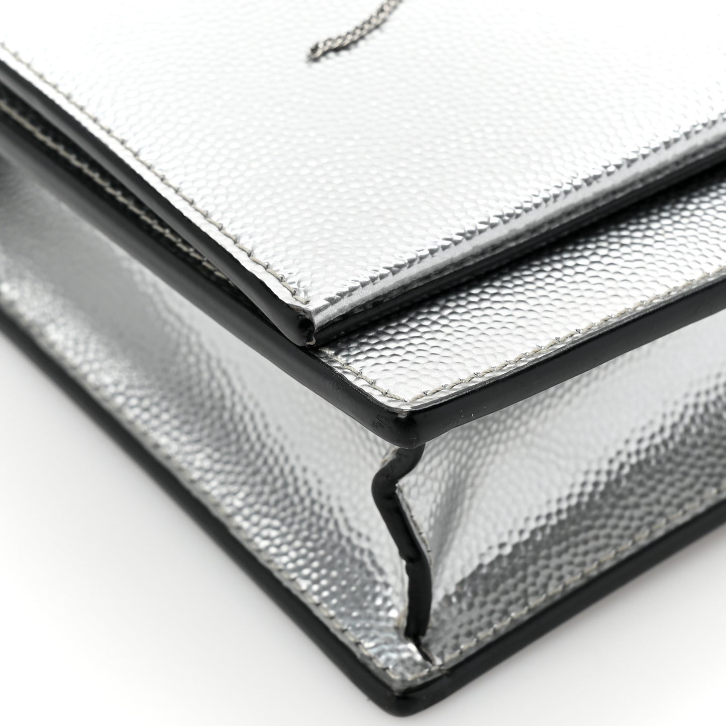 Metallic Grain De Poudre Clasic Monogram Kate Tassel Chain Wallet Argento